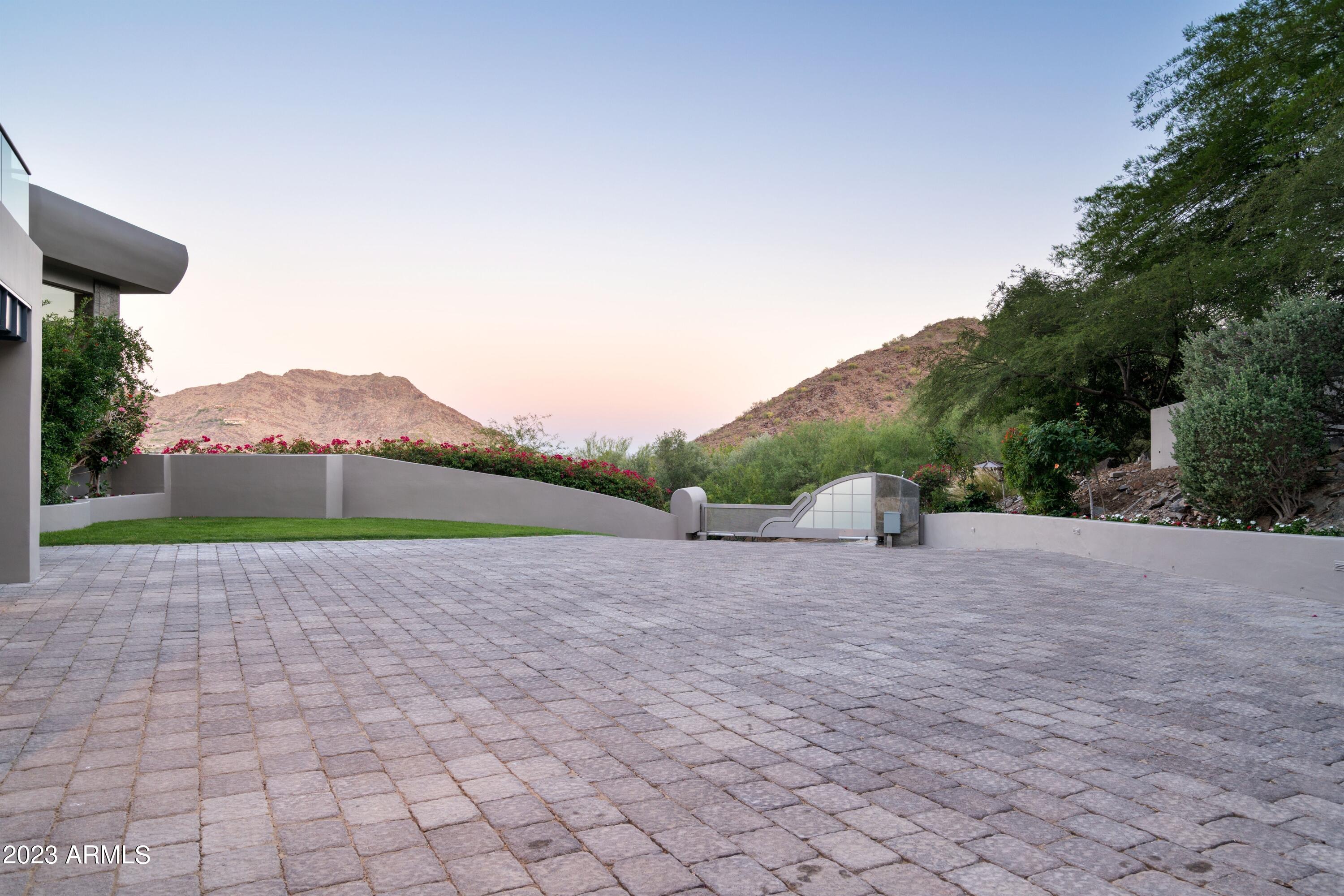TATUM CANYON - Residential