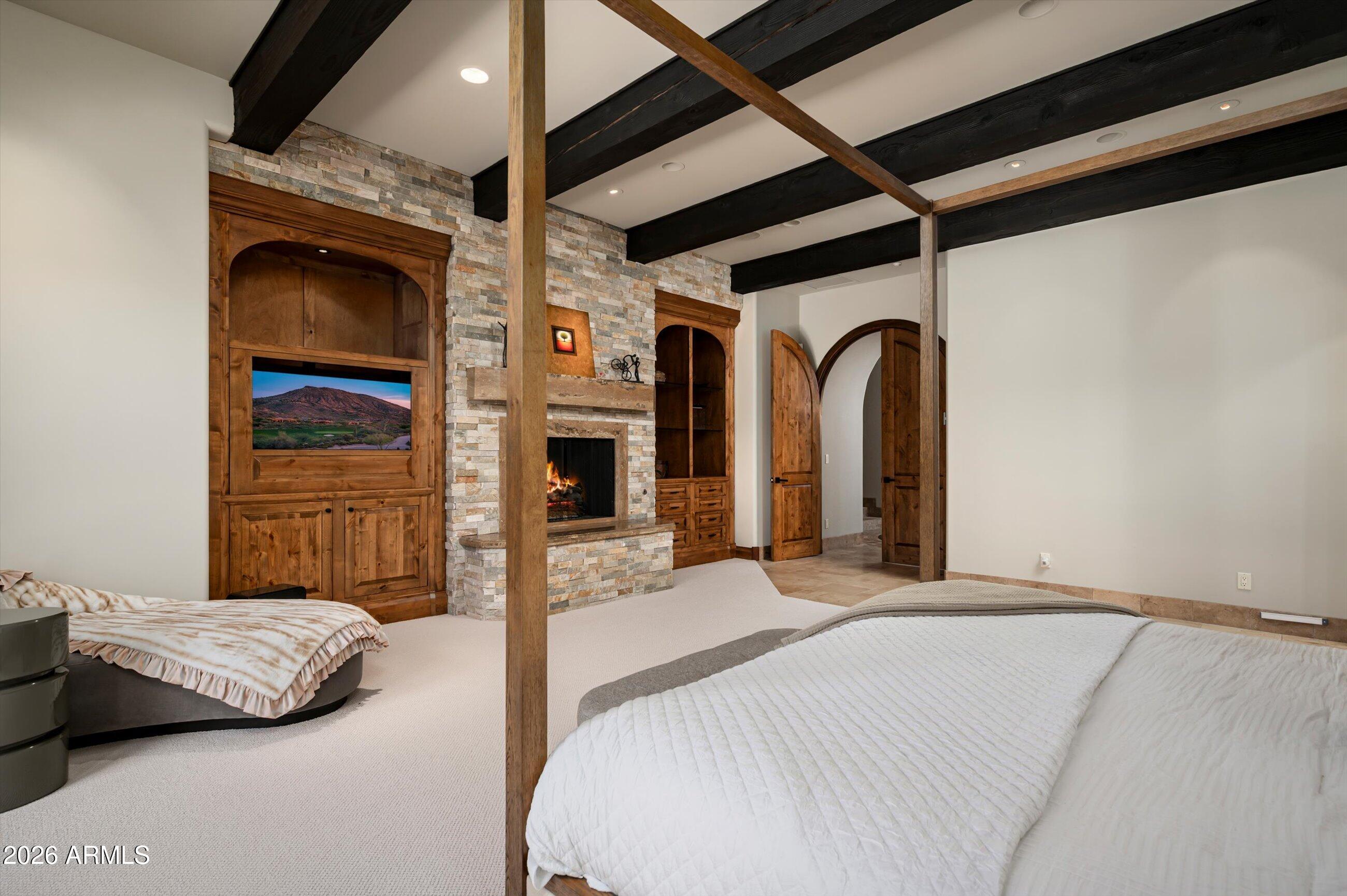 DESERT MOUNTAIN PHASE 2 UNIT 18 - Residential