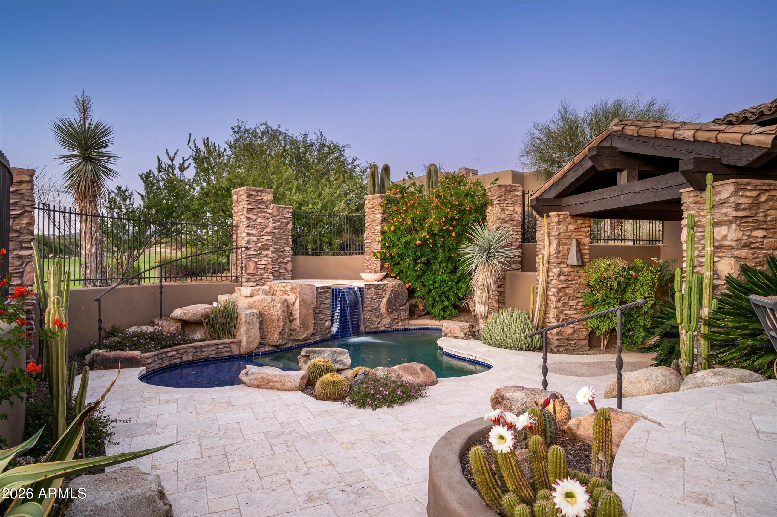 DESERT MOUNTAIN PHASE 2 UNIT 18 - Residential