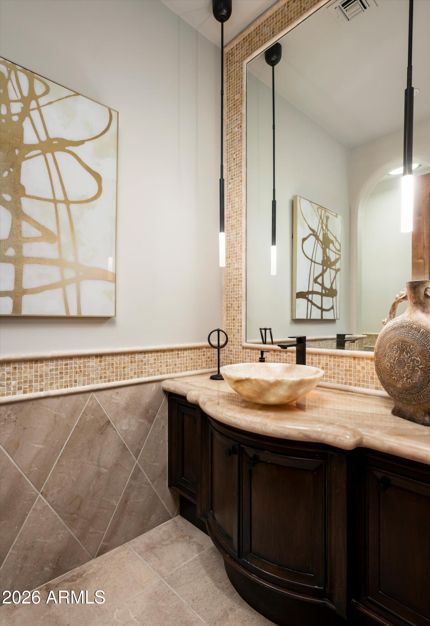 DESERT MOUNTAIN PHASE 2 UNIT 18 - Residential
