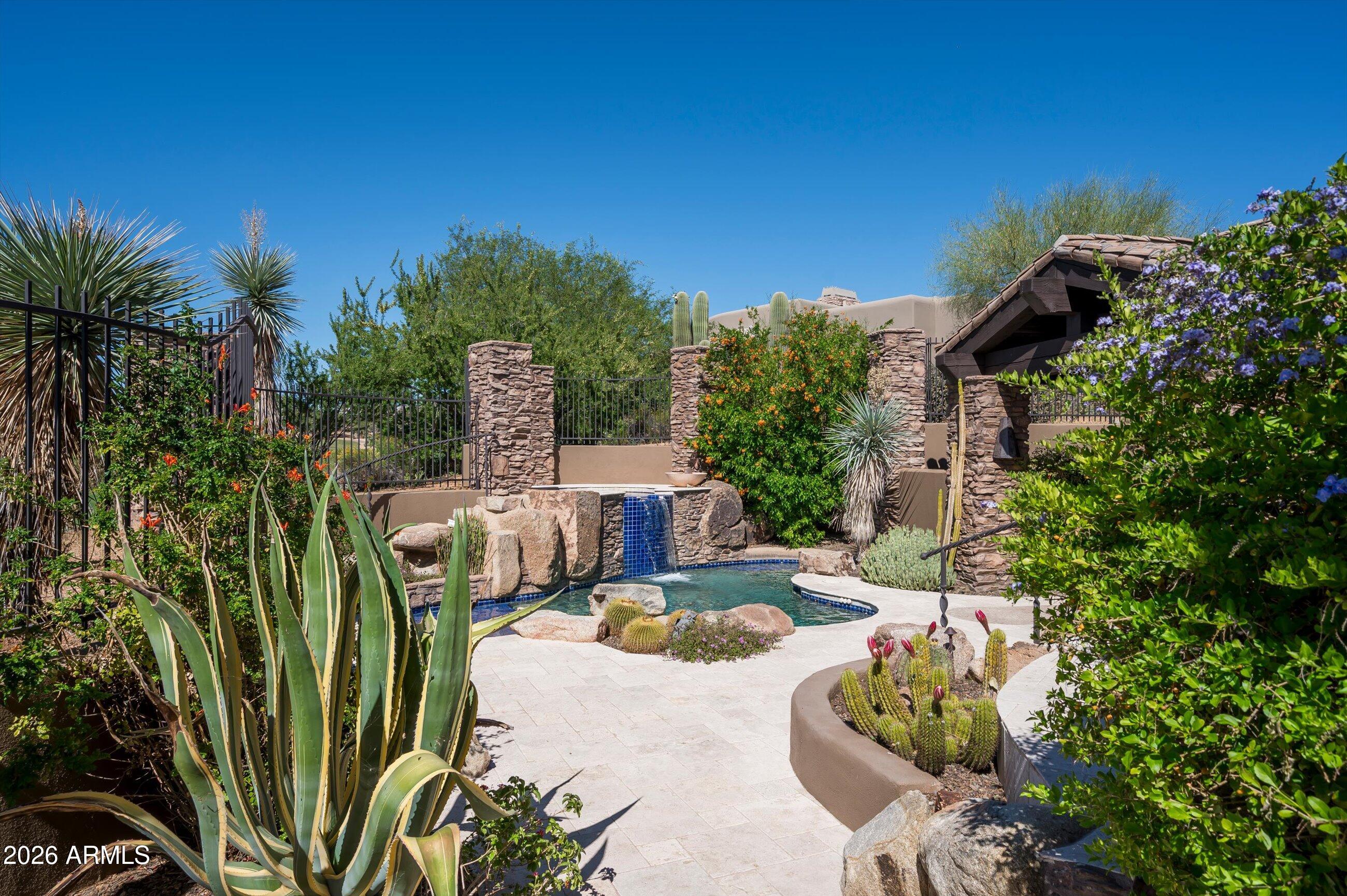 DESERT MOUNTAIN PHASE 2 UNIT 18 - Residential
