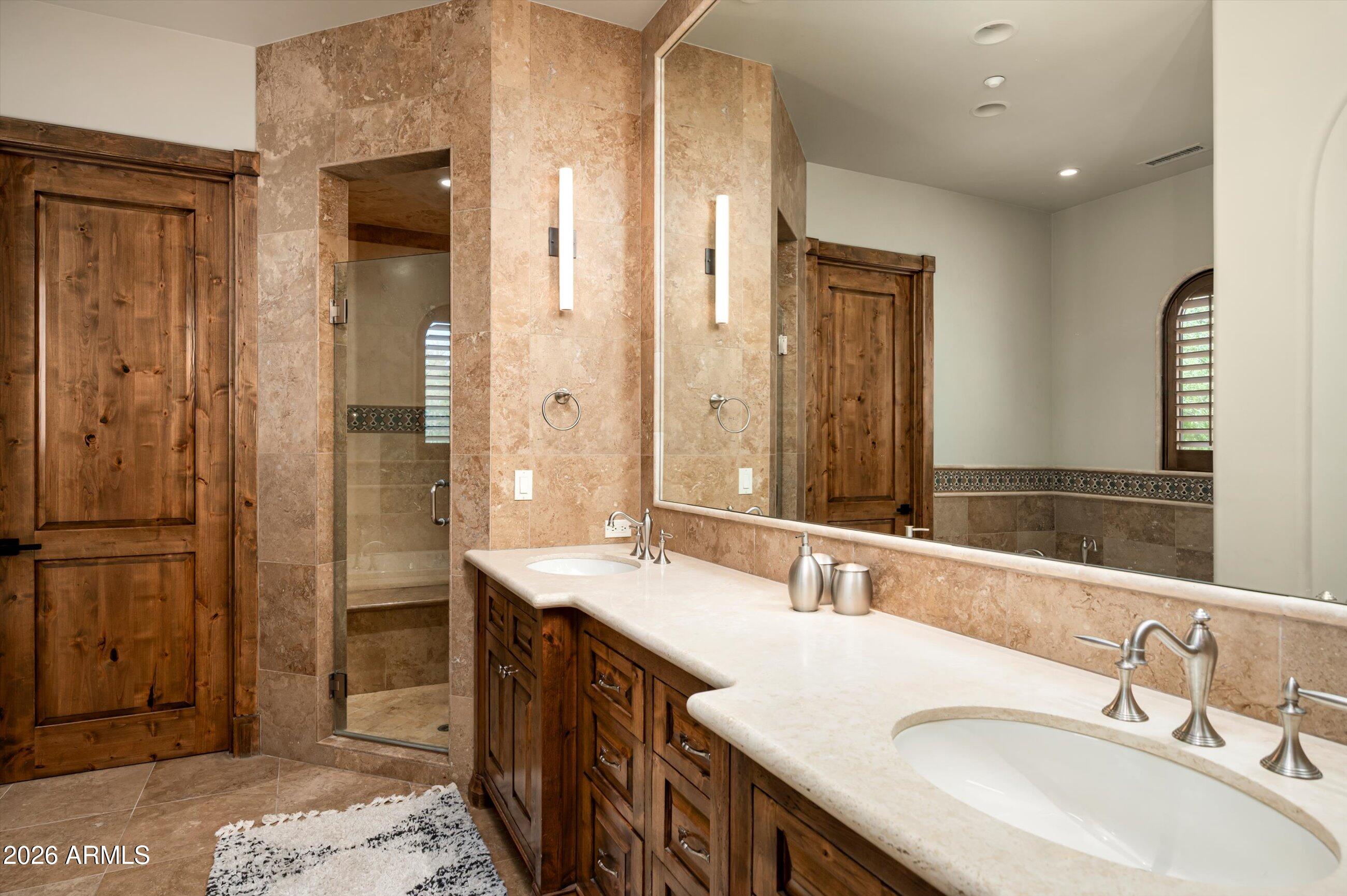 DESERT MOUNTAIN PHASE 2 UNIT 18 - Residential