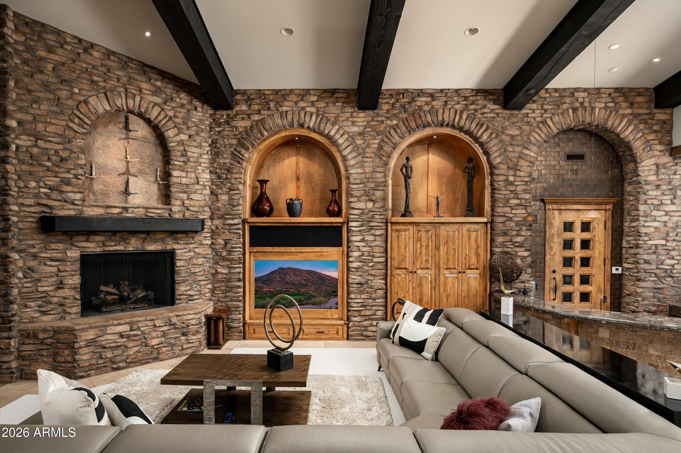 DESERT MOUNTAIN PHASE 2 UNIT 18 - Residential