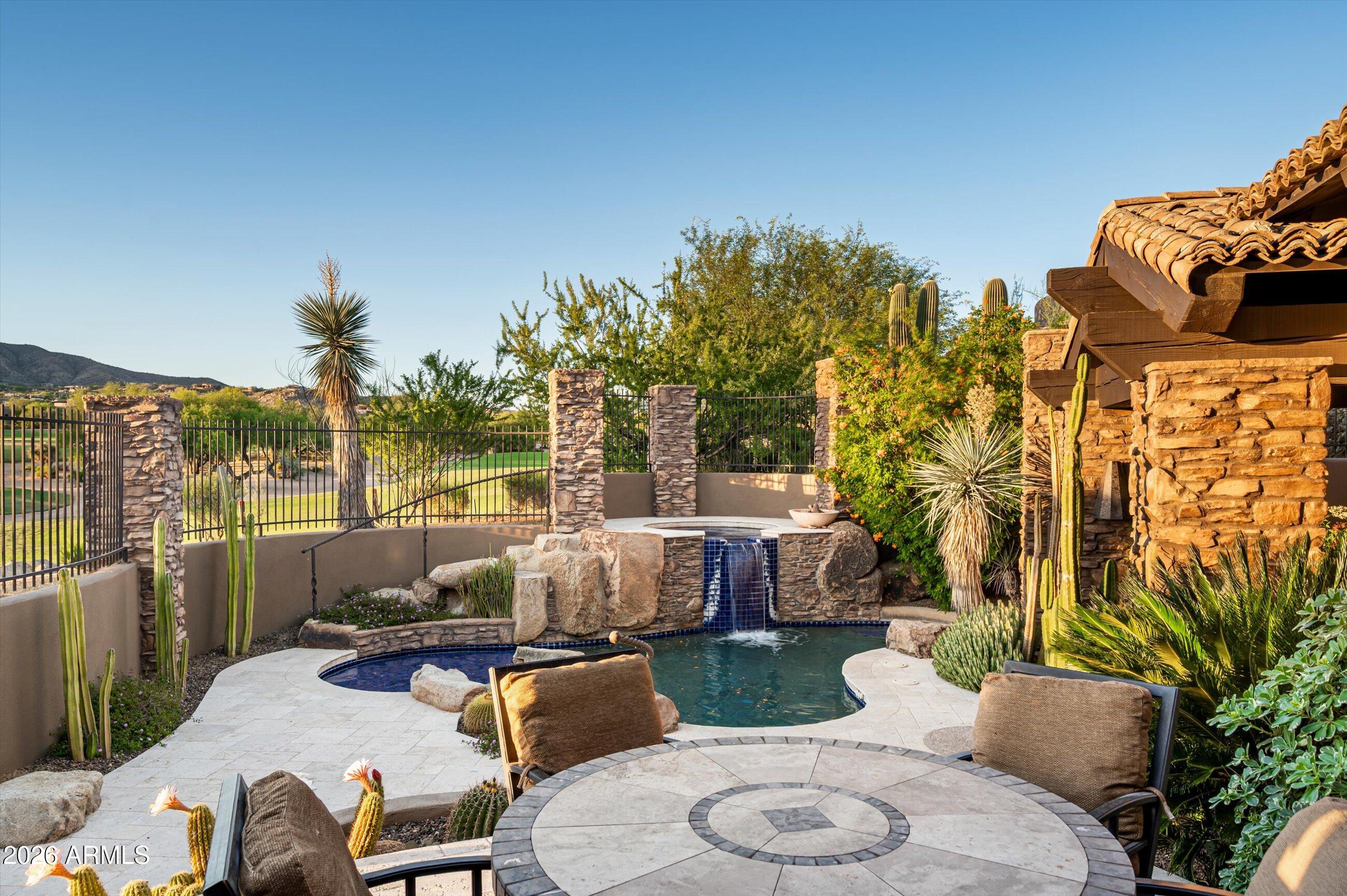 DESERT MOUNTAIN PHASE 2 UNIT 18 - Residential