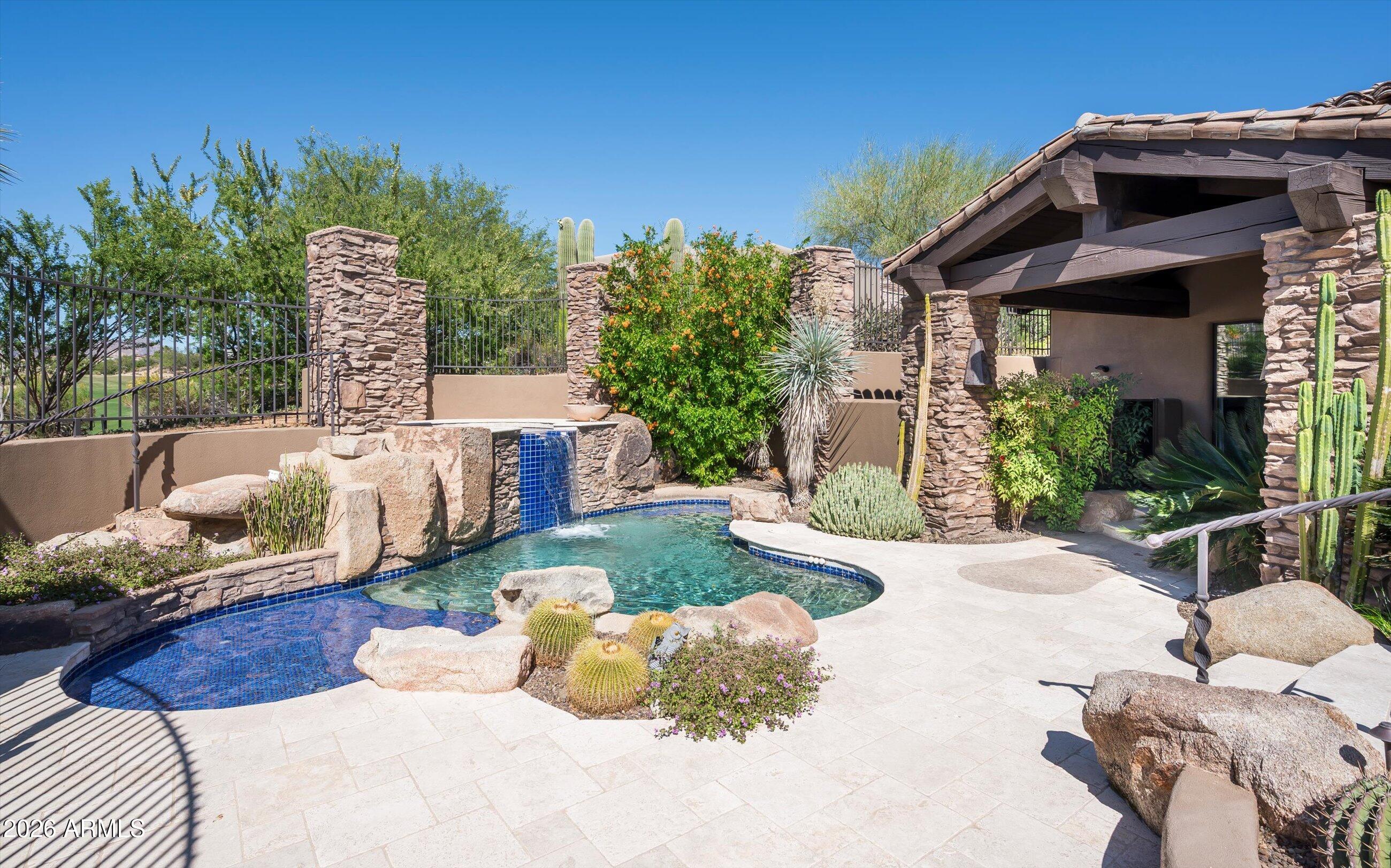 DESERT MOUNTAIN PHASE 2 UNIT 18 - Residential