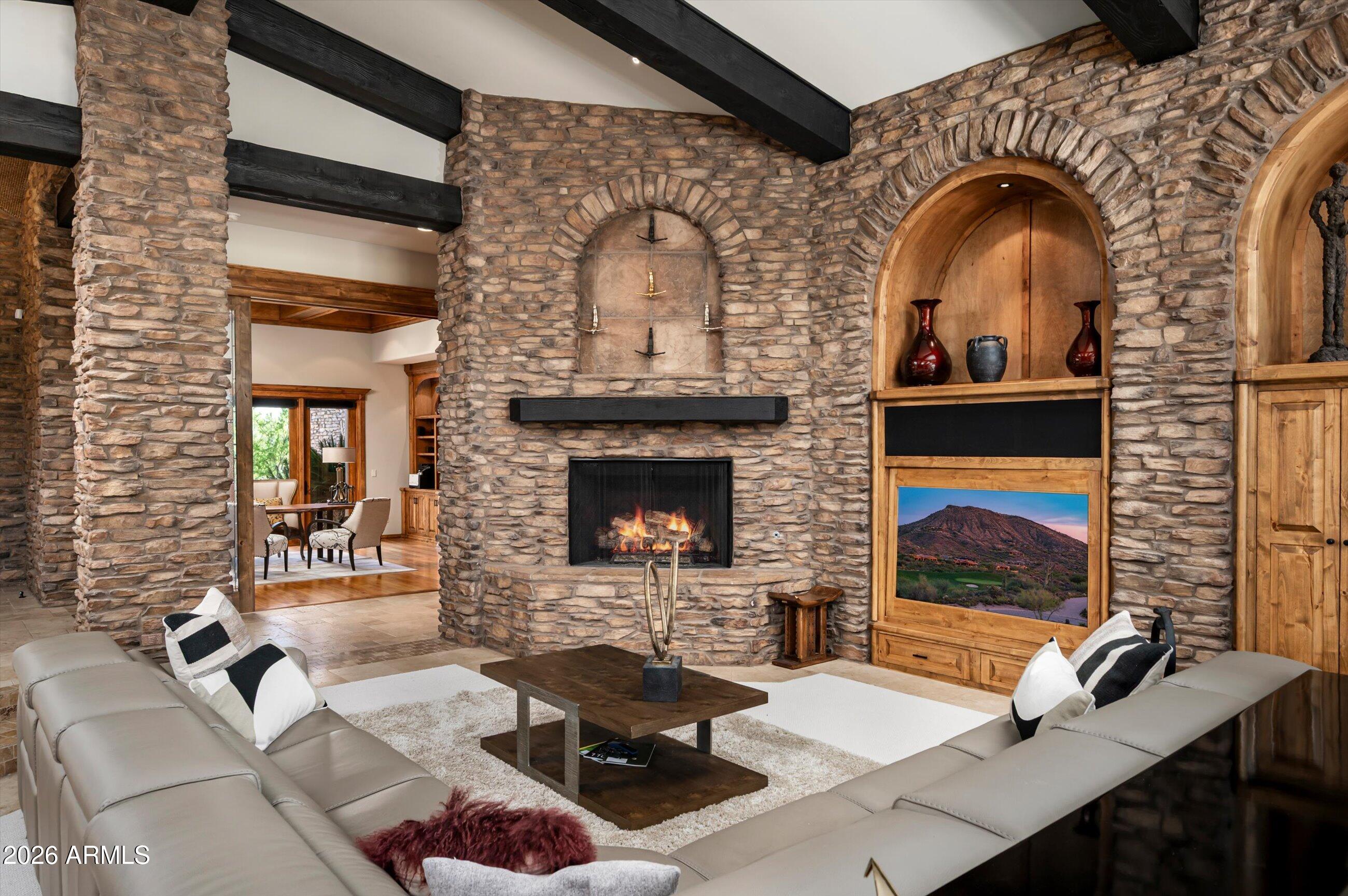 DESERT MOUNTAIN PHASE 2 UNIT 18 - Residential