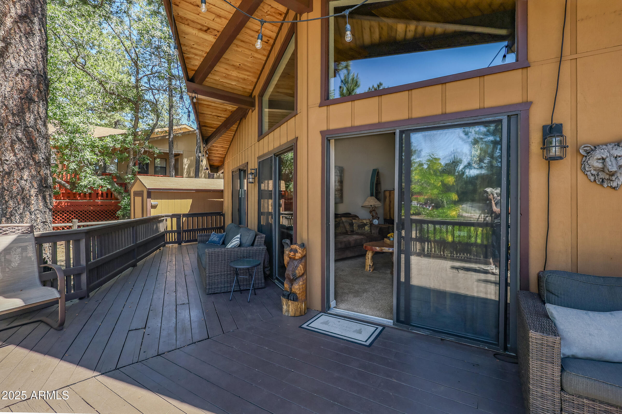PINEWOOD 14 - Residential