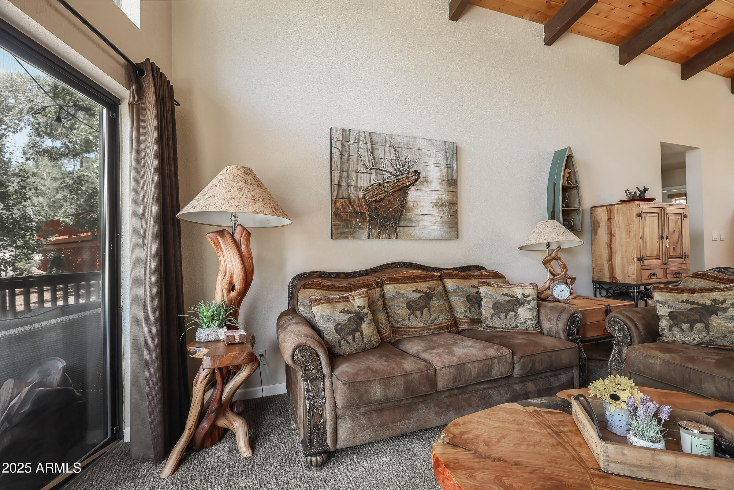 PINEWOOD 14 - Residential