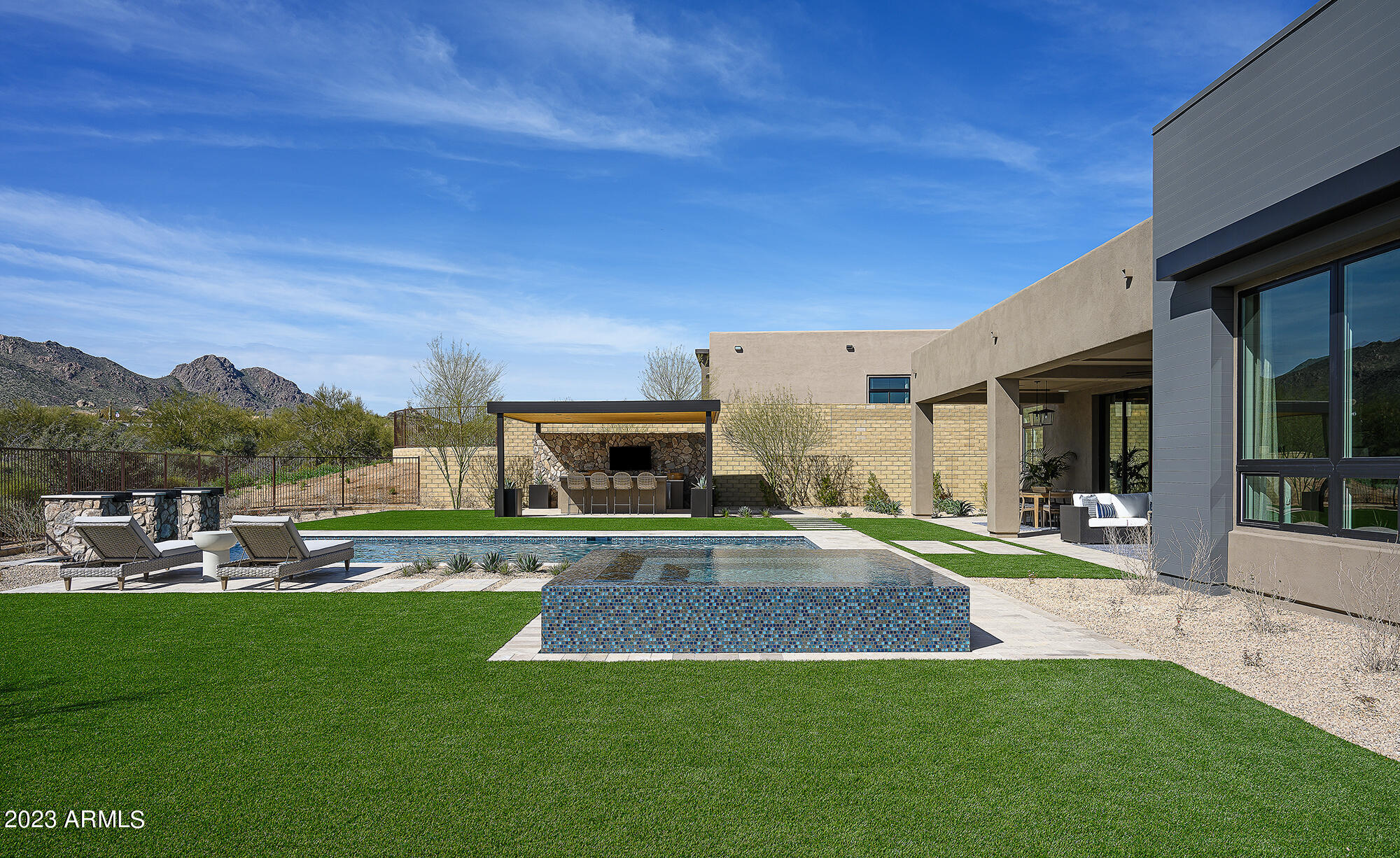 STORYROCK LOT 2B - Residential