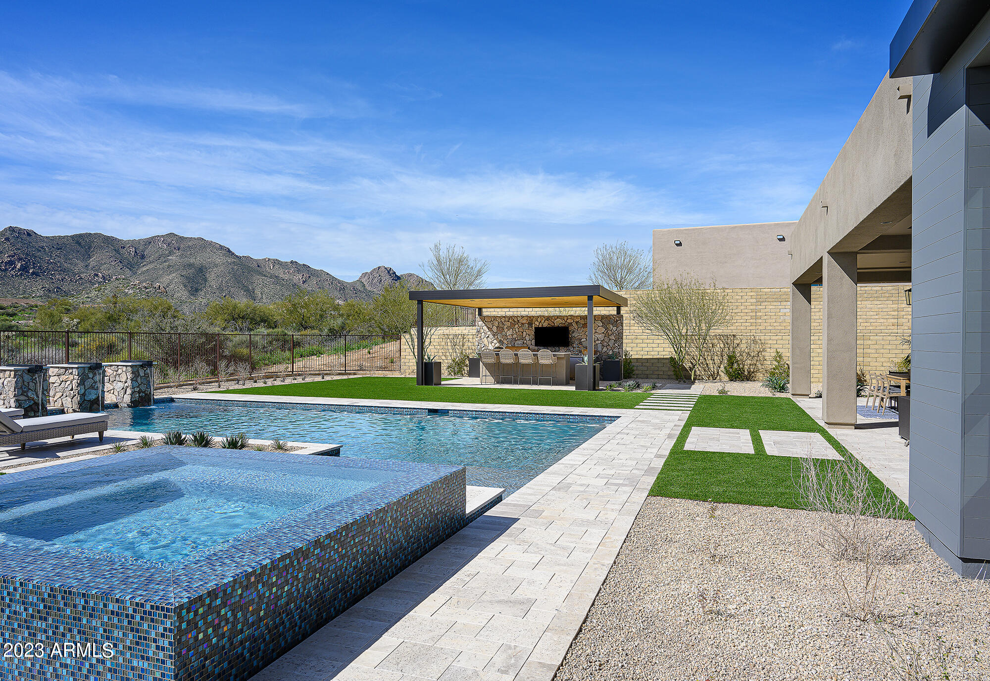 STORYROCK LOT 2B - Residential