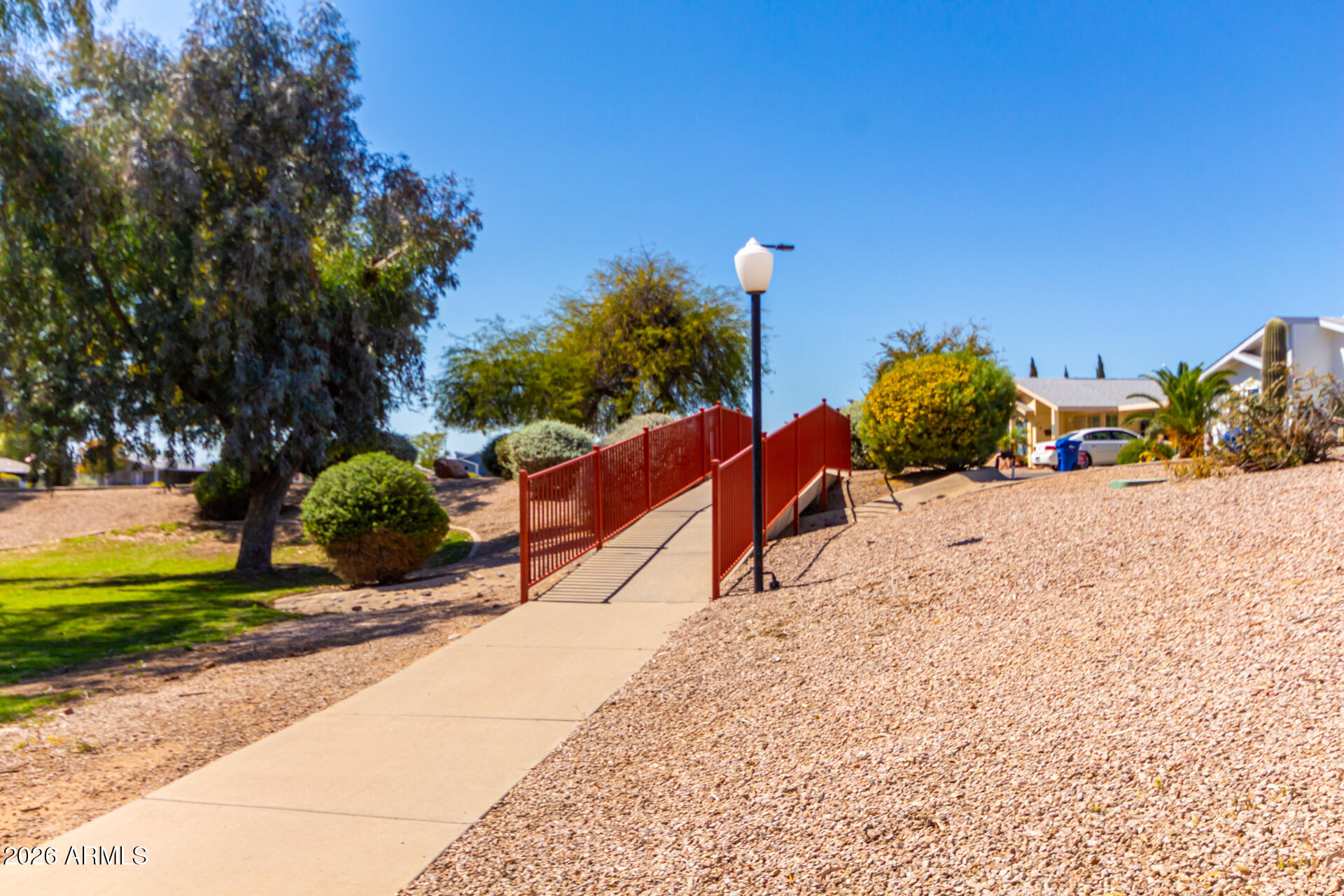 CRESCENT RUN - Residential