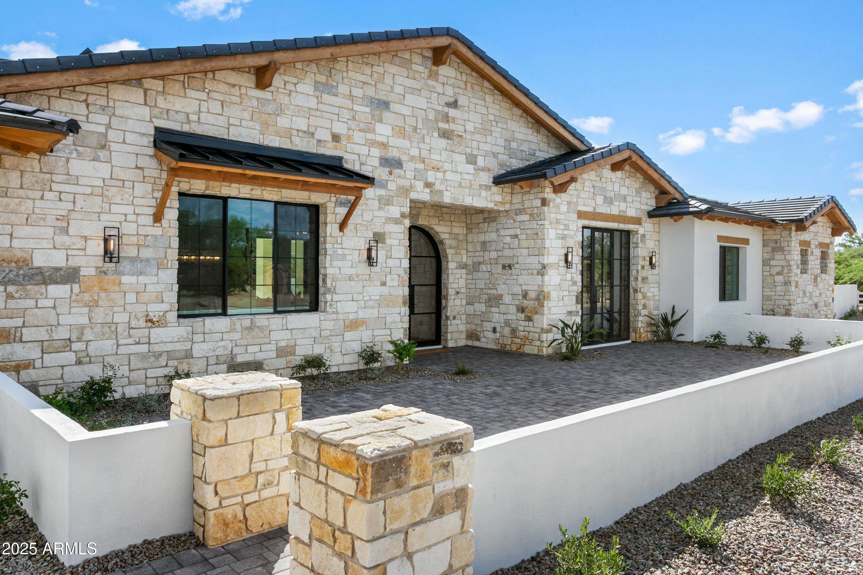 Cactus Corridor - Sundown Ranches - Residential