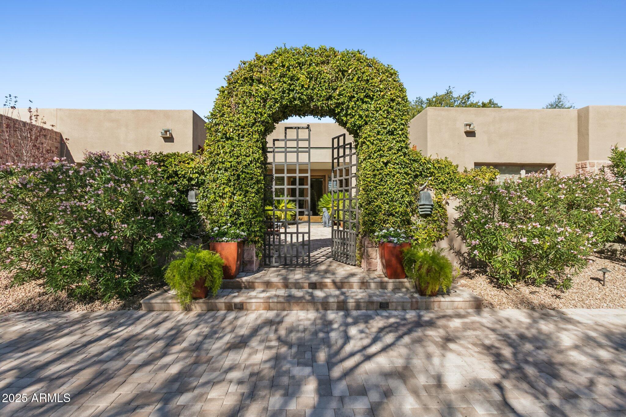VAQUERO DRIVE AT GAINEY RANCH LOT 1-21 TR A - Residential