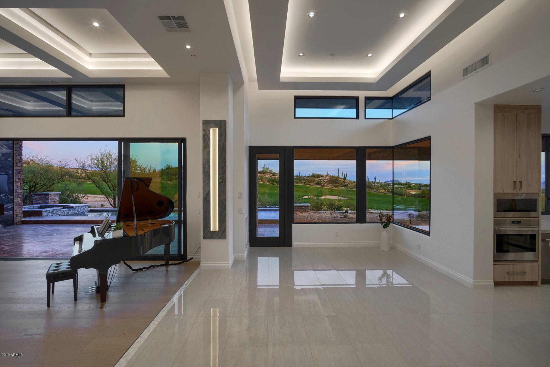 DESERT MOUNTAIN - Residential