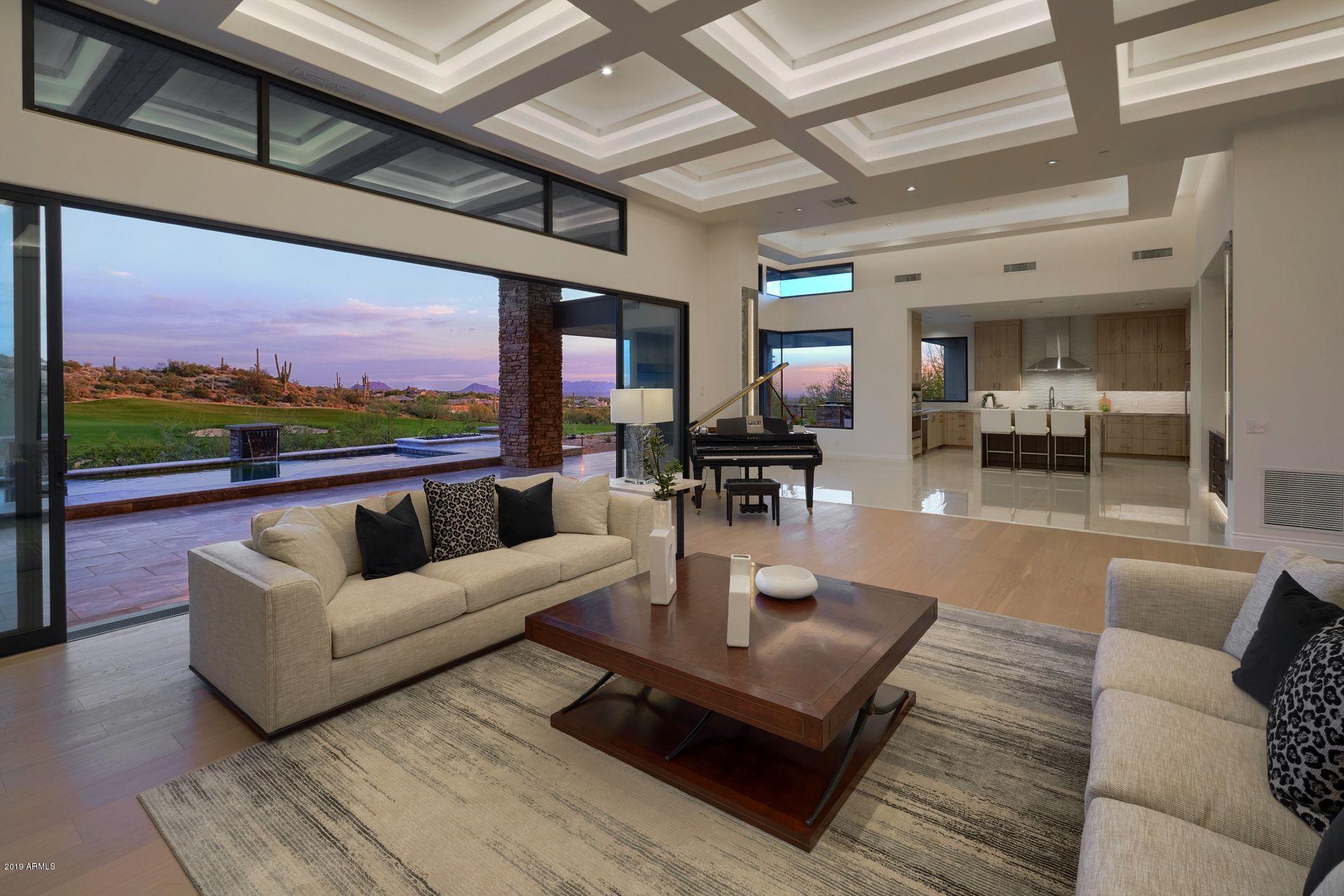 DESERT MOUNTAIN - Residential