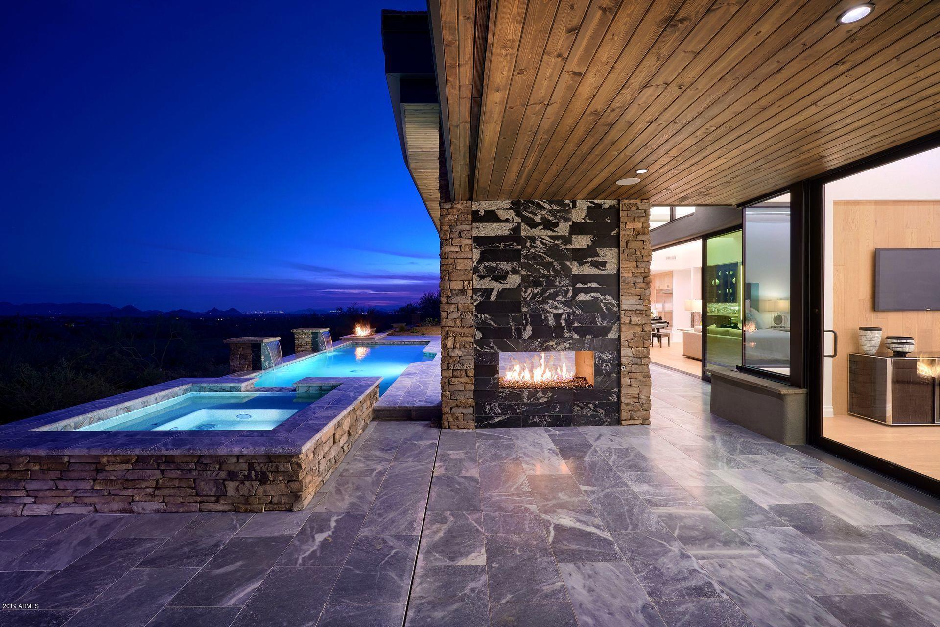 DESERT MOUNTAIN - Residential