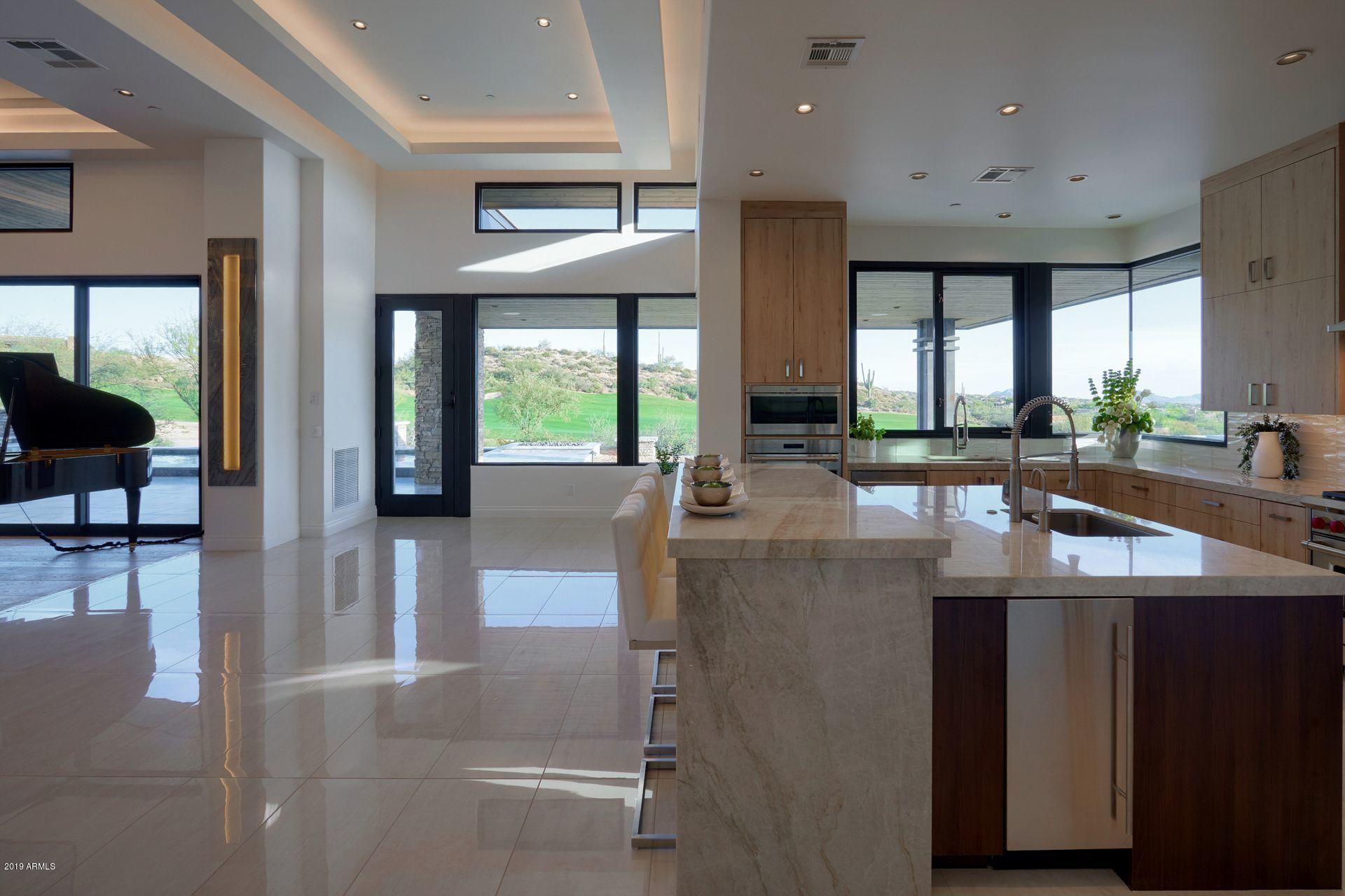 DESERT MOUNTAIN - Residential