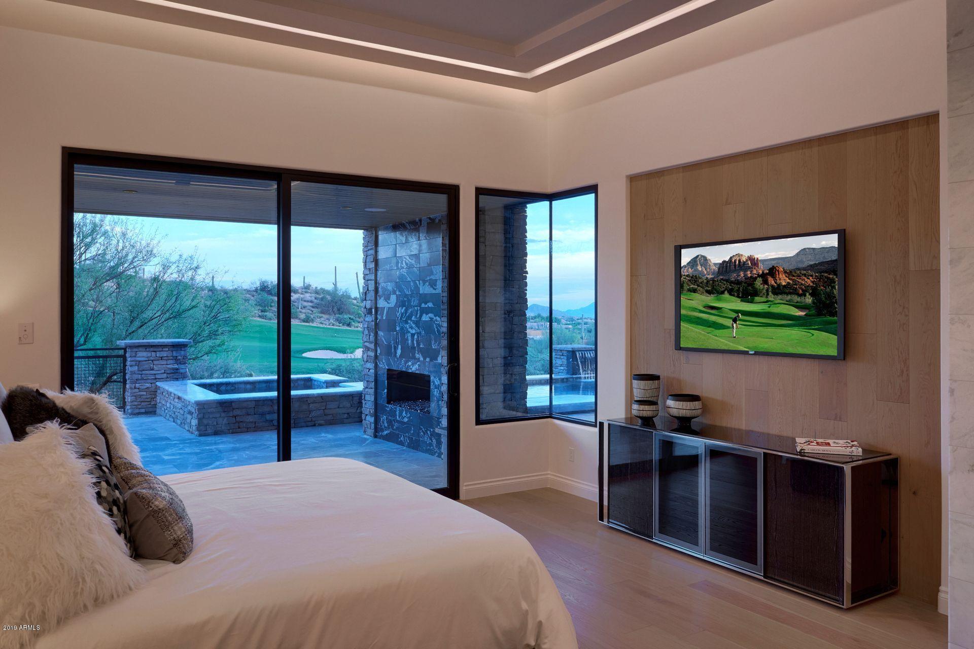 DESERT MOUNTAIN - Residential