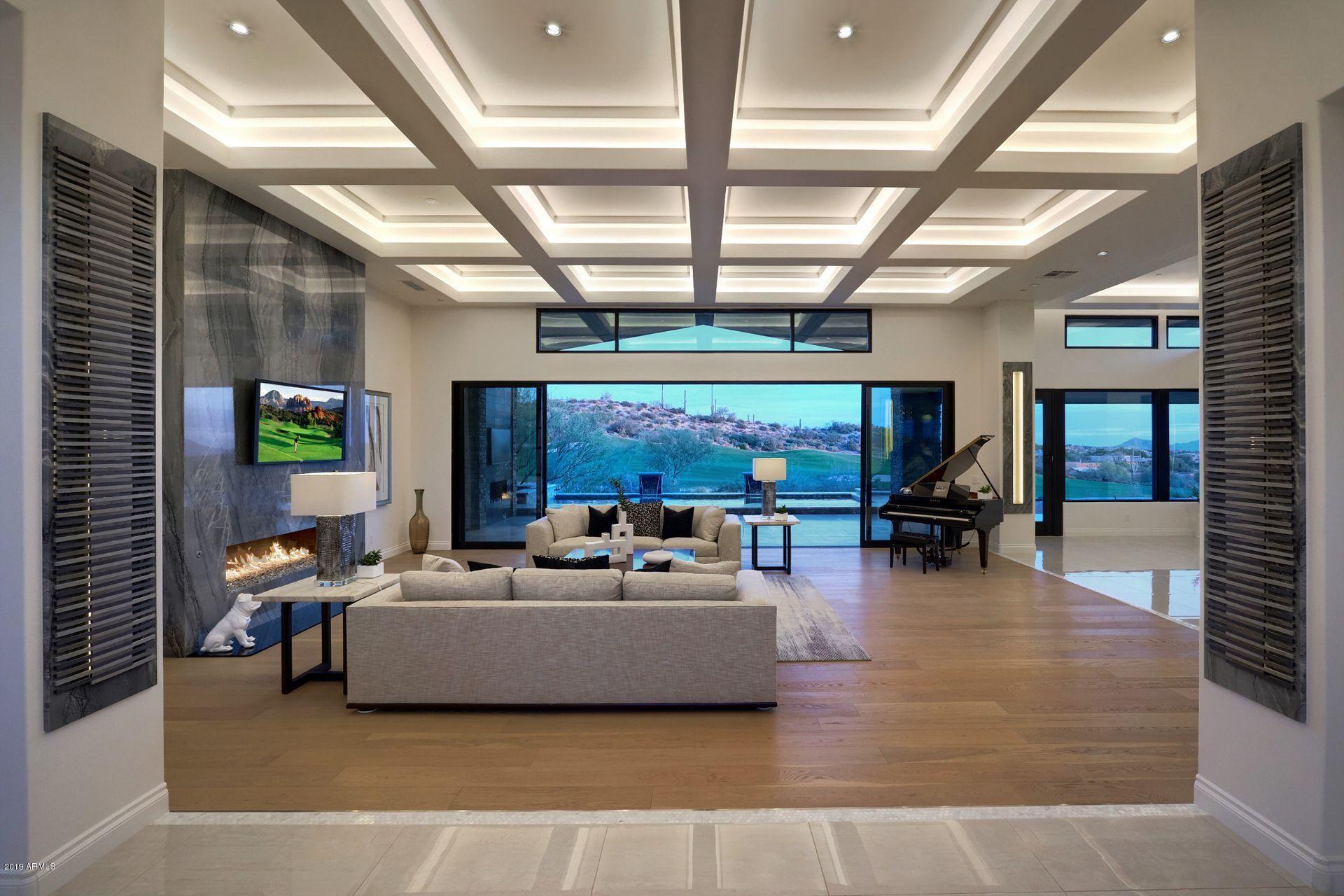 DESERT MOUNTAIN - Residential