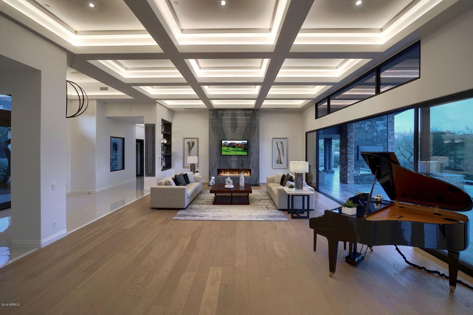 DESERT MOUNTAIN - Residential