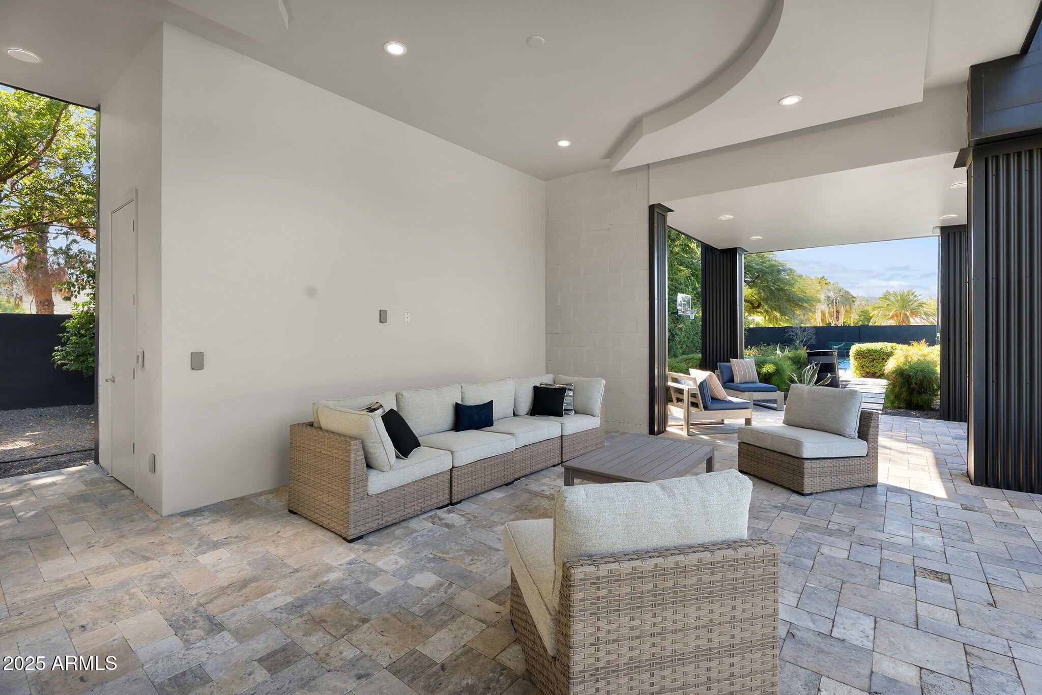 SADDLEBACK FOOTHILLS - Residential
