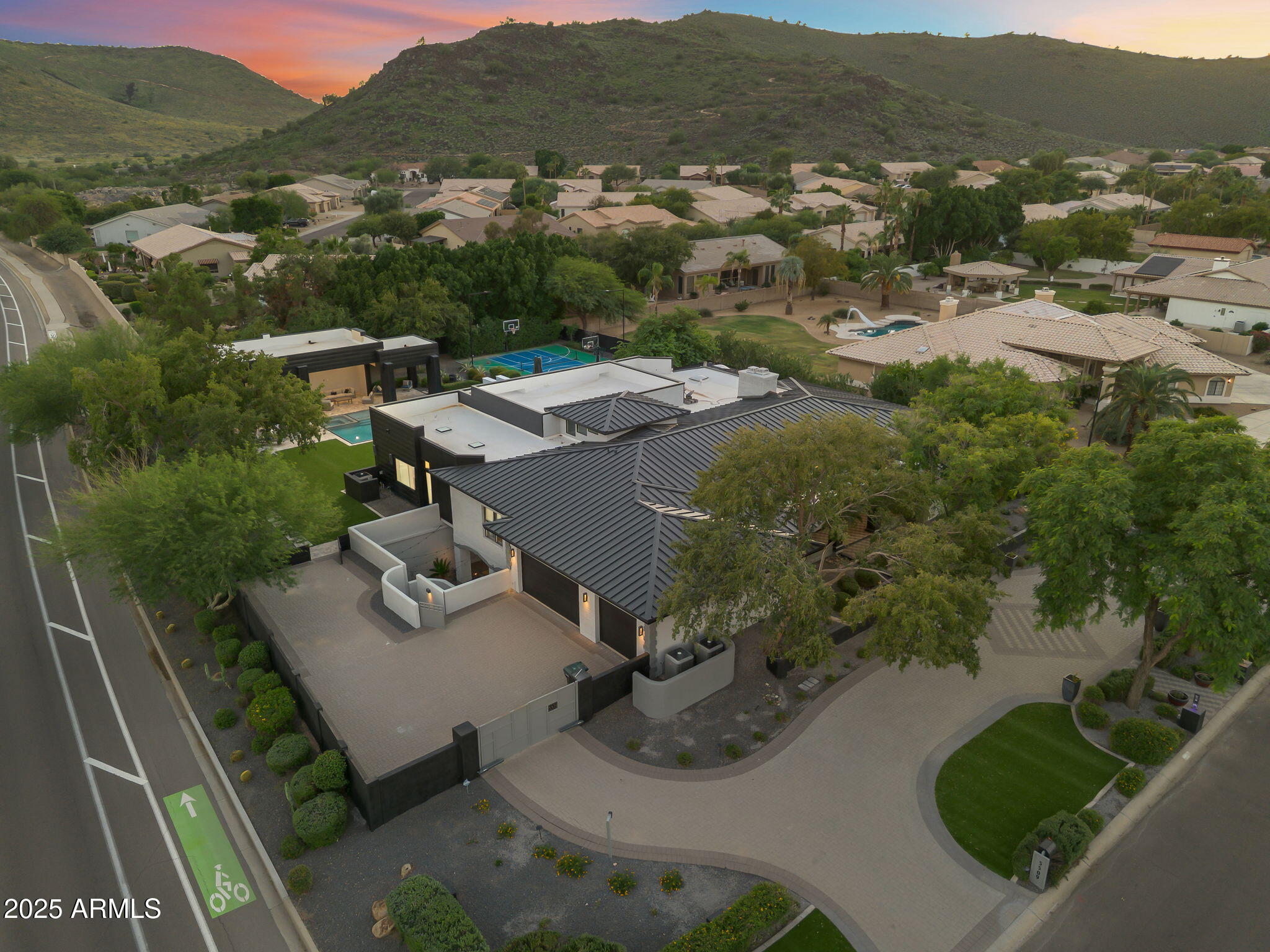 SADDLEBACK FOOTHILLS - Residential