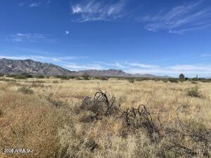 ARIZONA SUN SITES 4 - Land