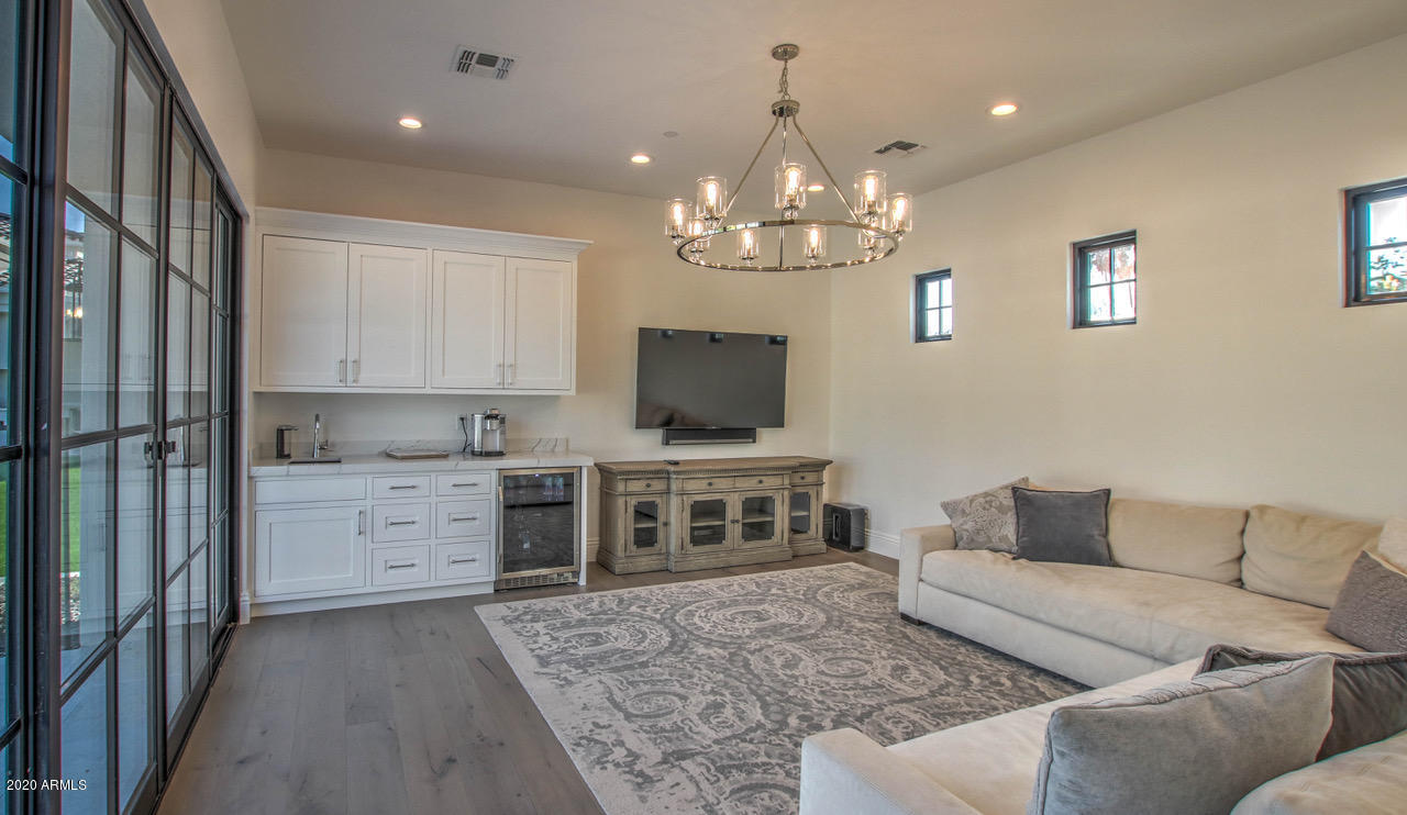 DOUBLE TREE ACRES 2 LOTS 19 THRU 33 - Residential
