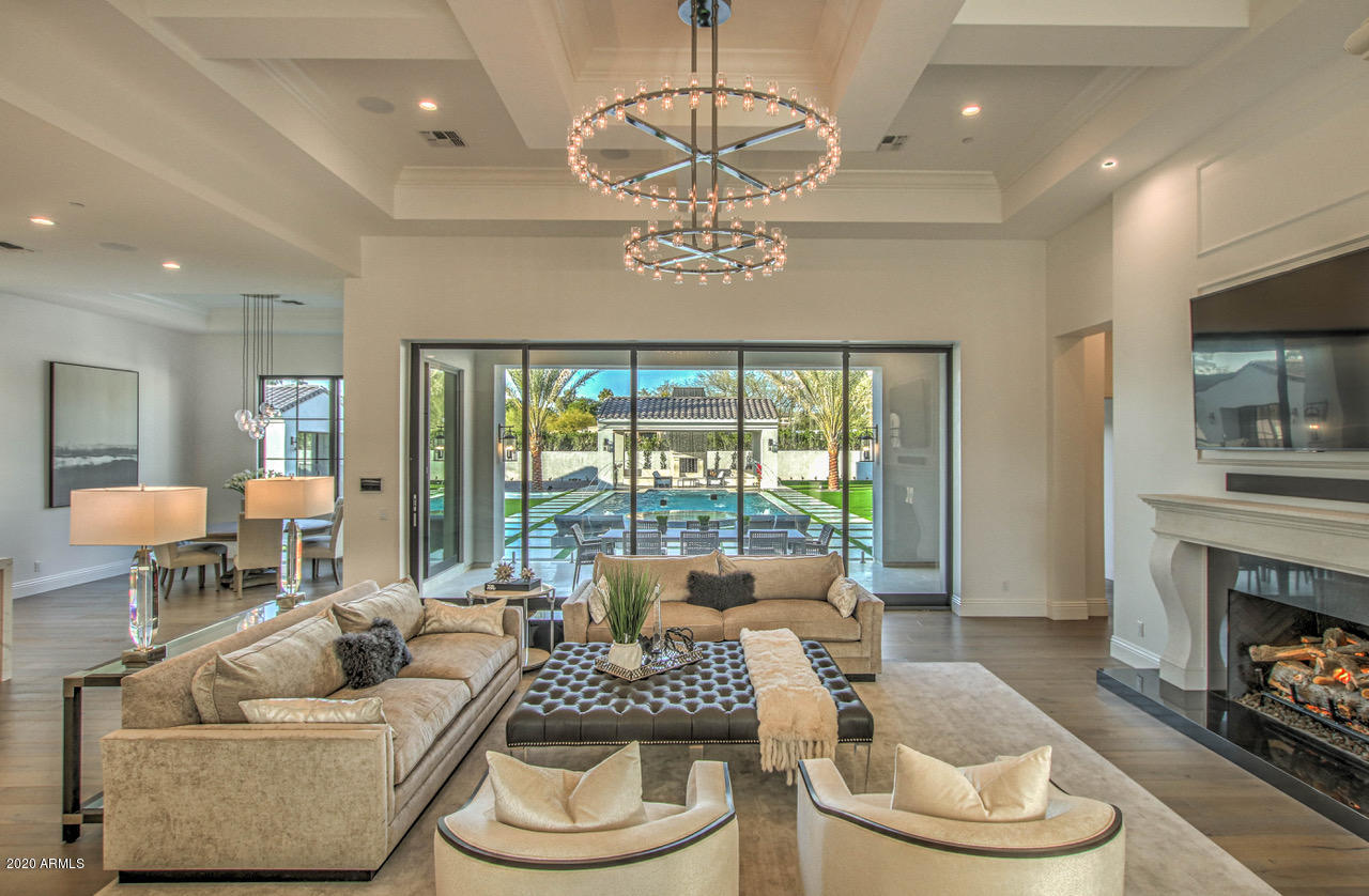 DOUBLE TREE ACRES 2 LOTS 19 THRU 33 - Residential