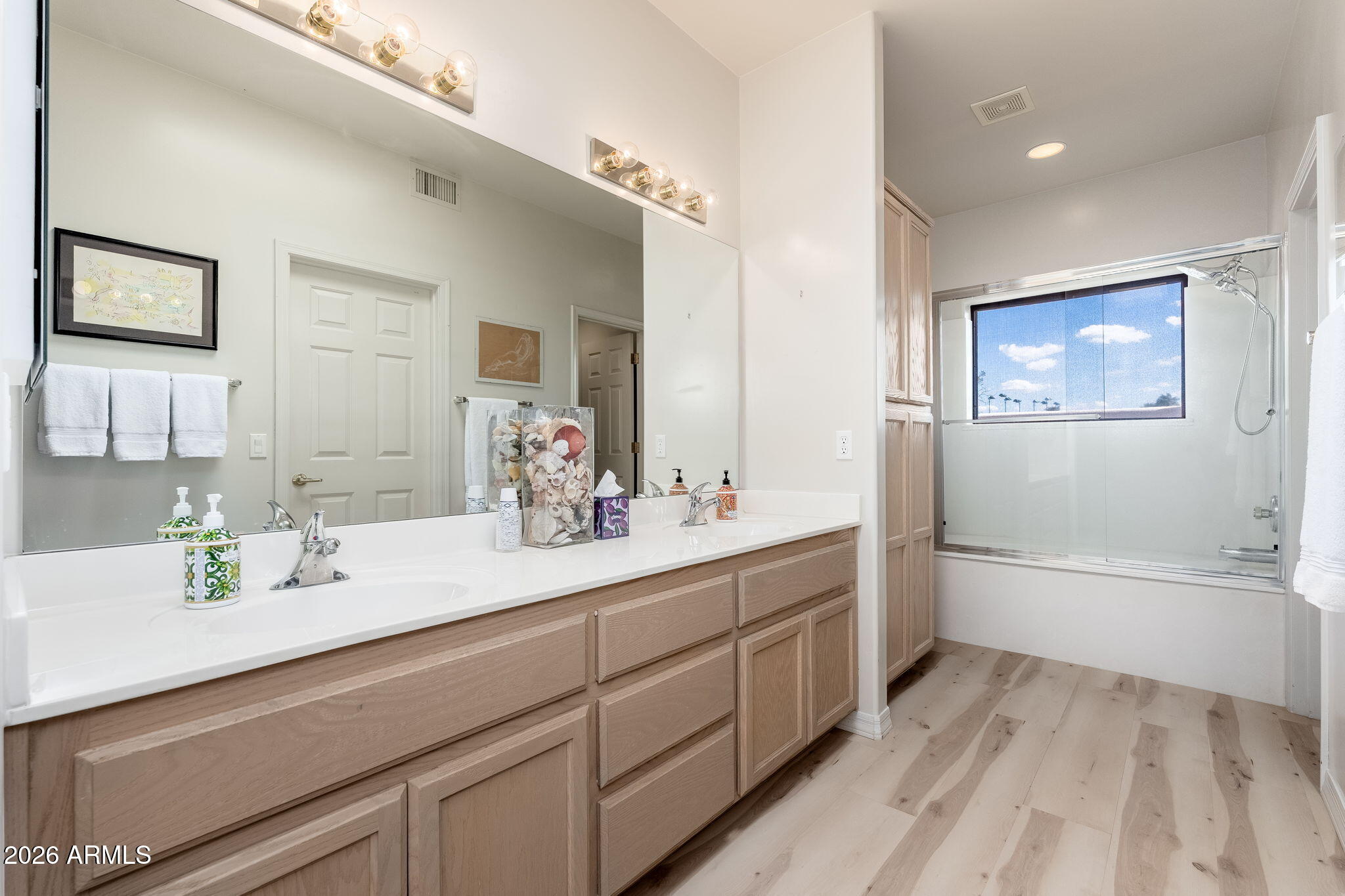 CAREFREE FORE - Residential