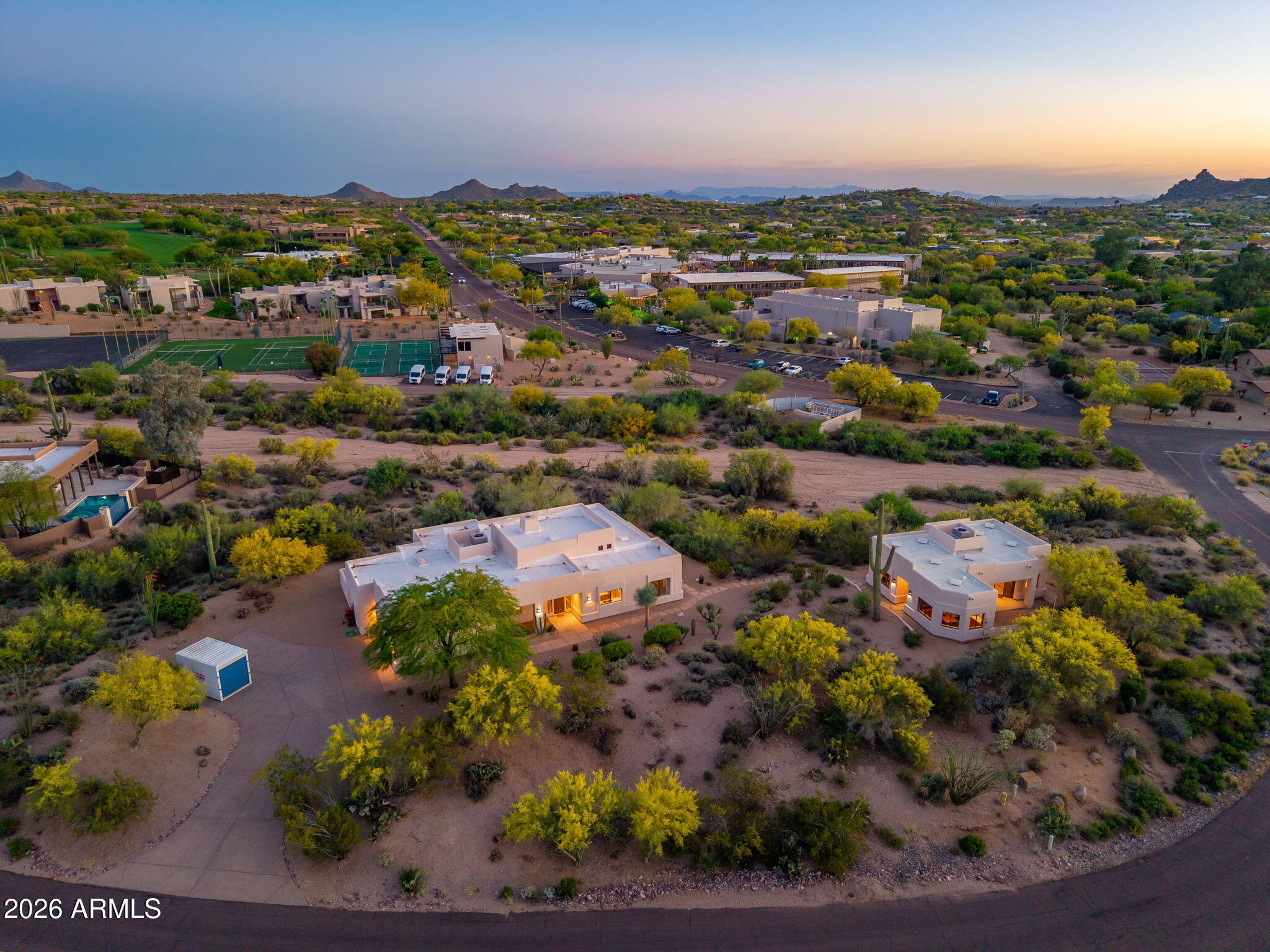CAREFREE FORE - Residential