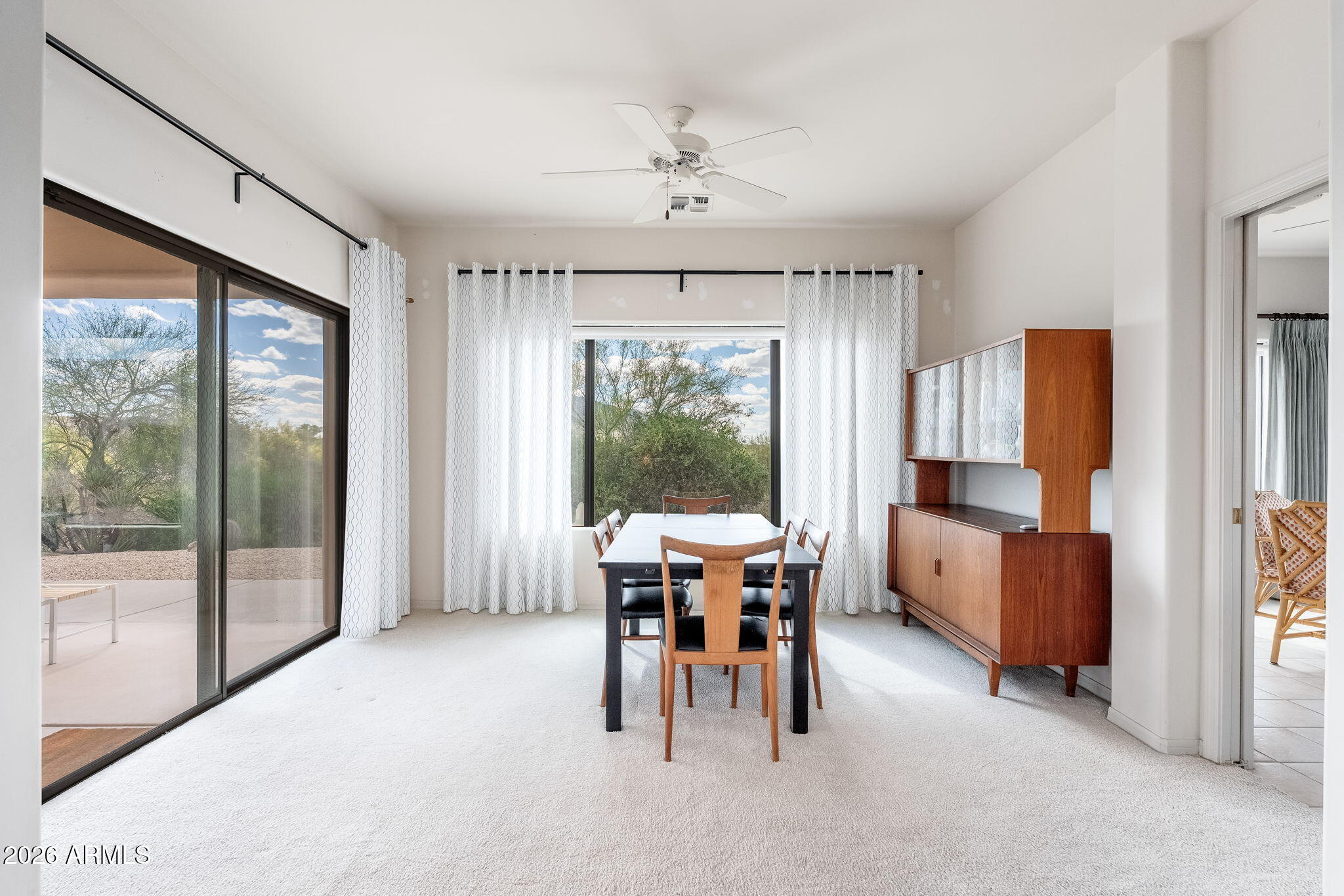 CAREFREE FORE - Residential