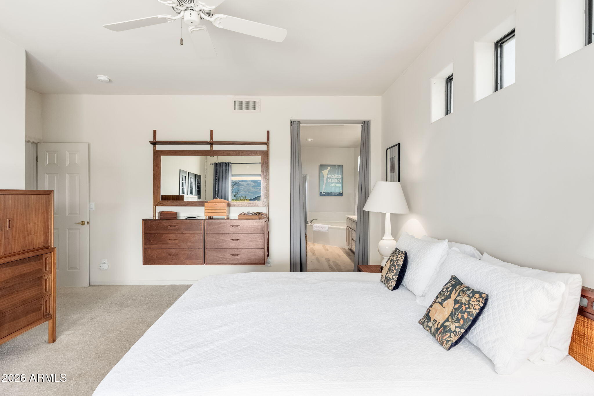CAREFREE FORE - Residential