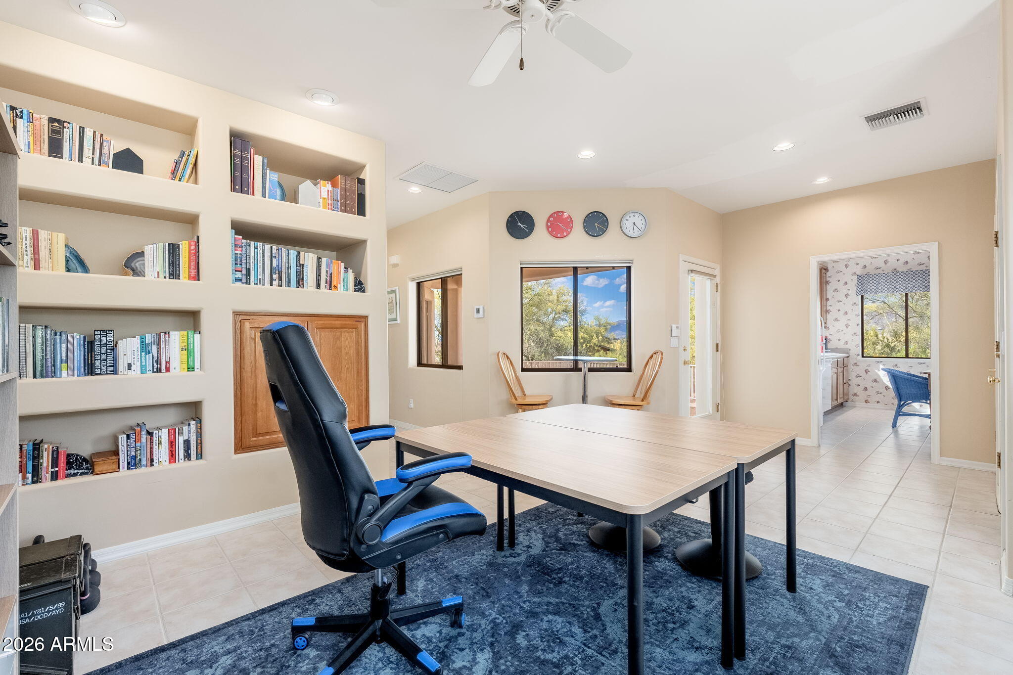 CAREFREE FORE - Residential