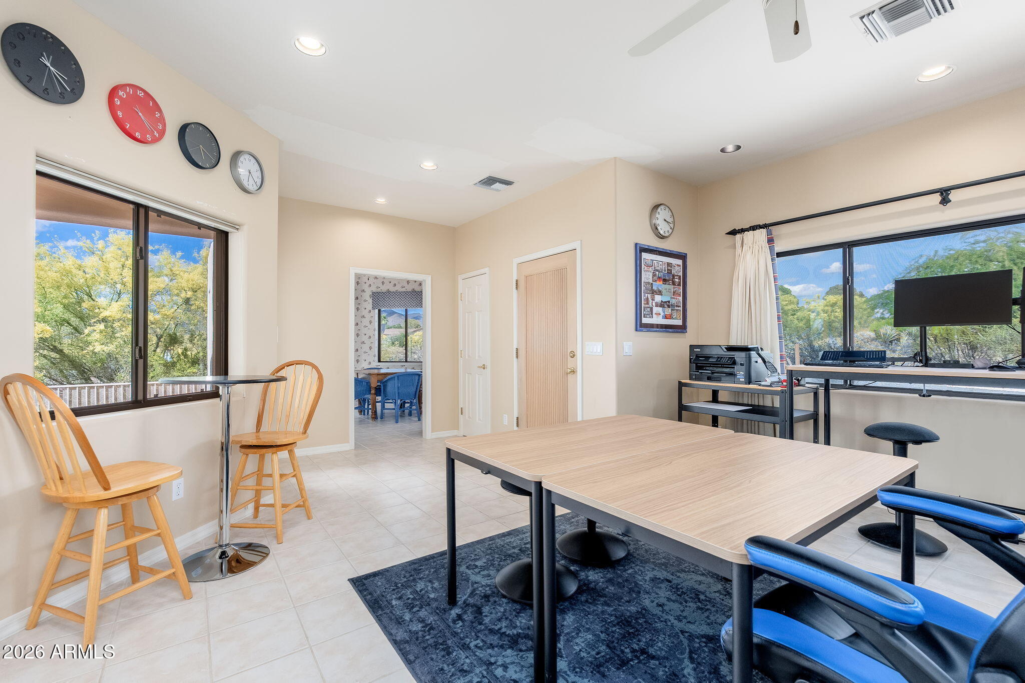 CAREFREE FORE - Residential