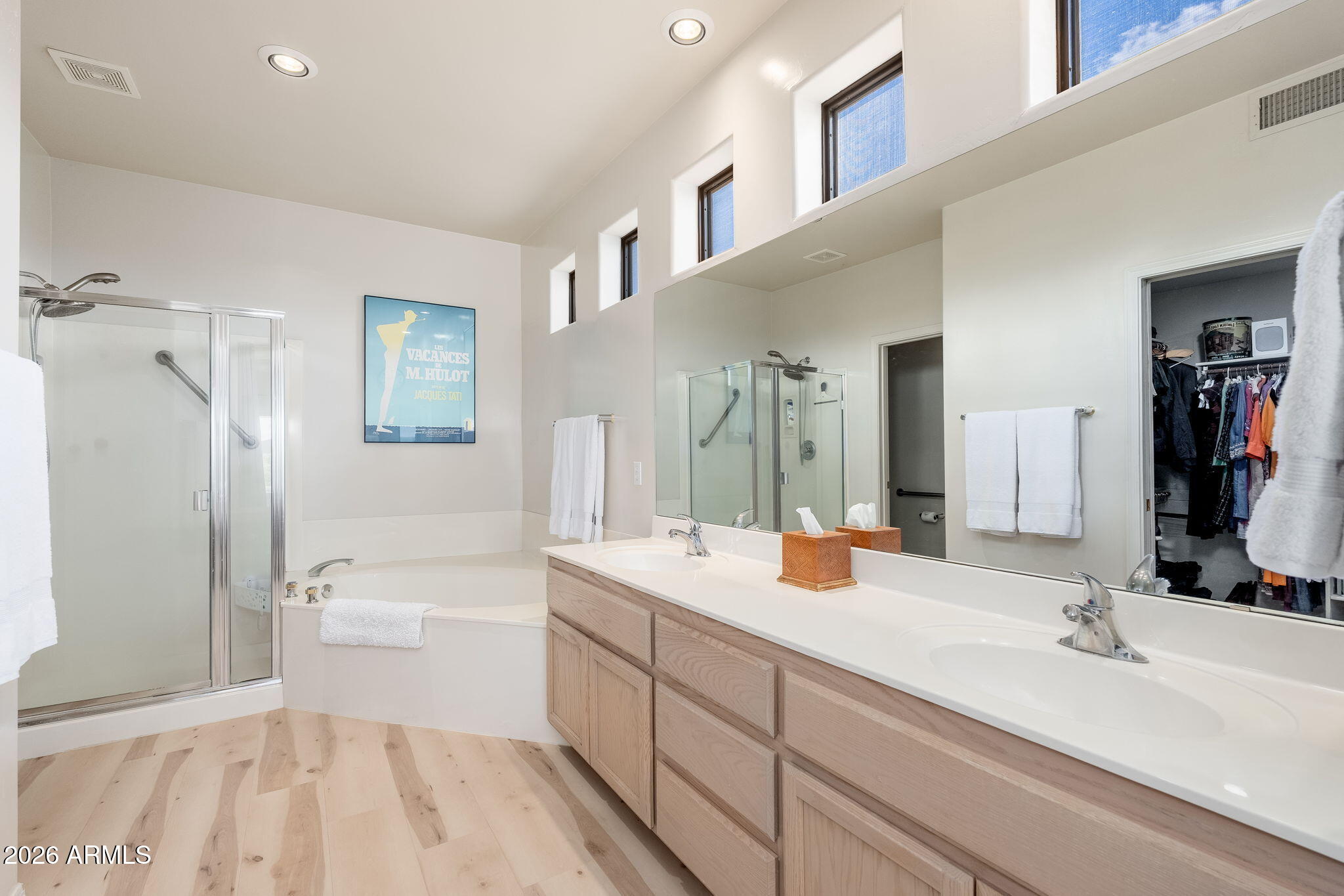 CAREFREE FORE - Residential