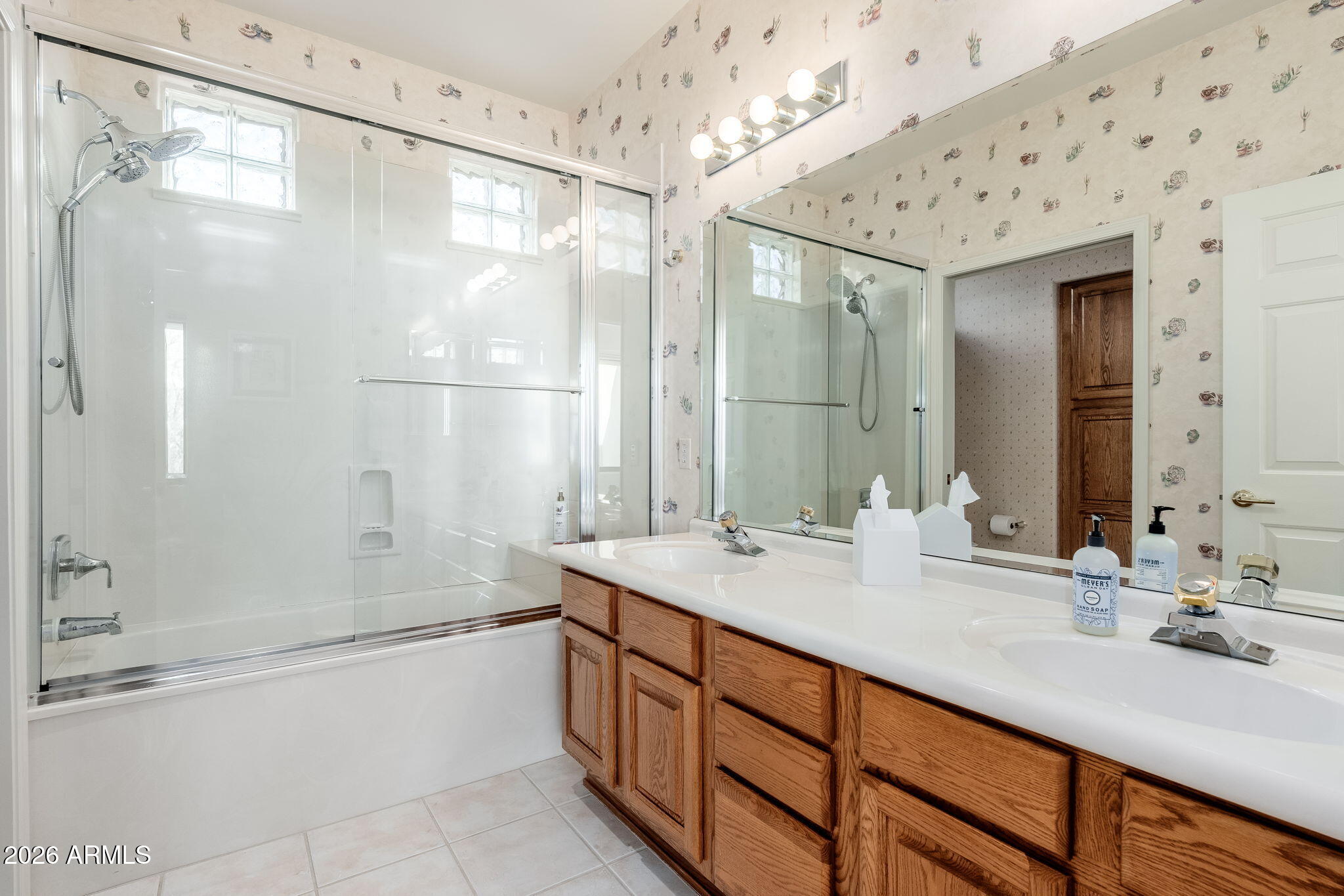CAREFREE FORE - Residential