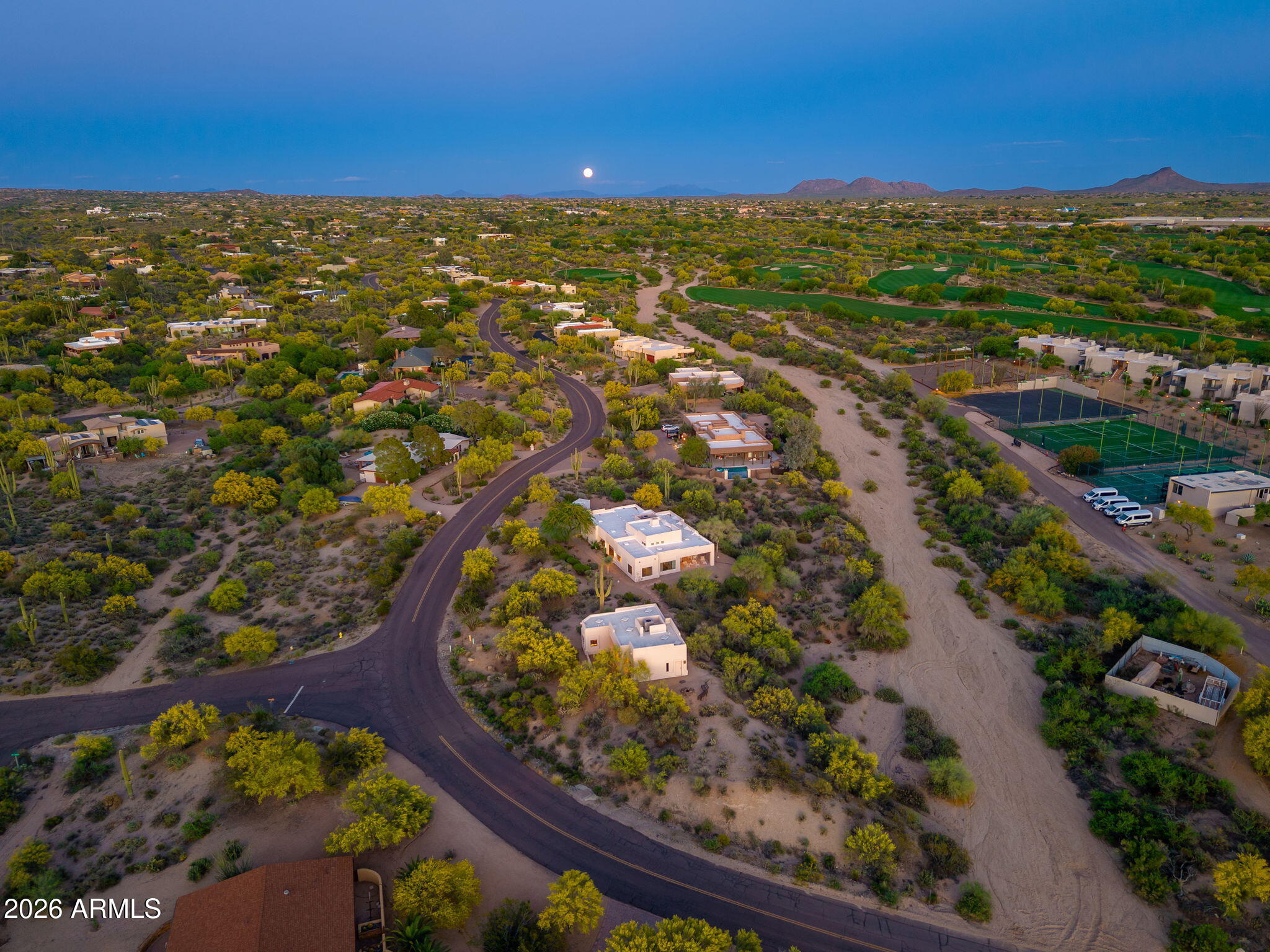CAREFREE FORE - Residential
