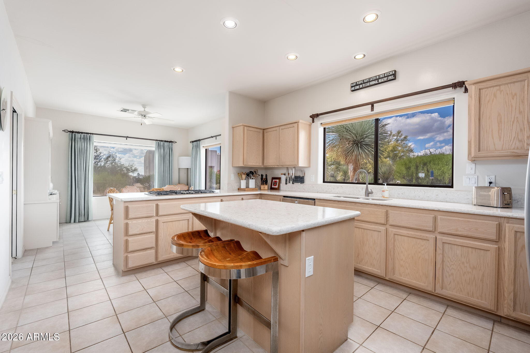 CAREFREE FORE - Residential
