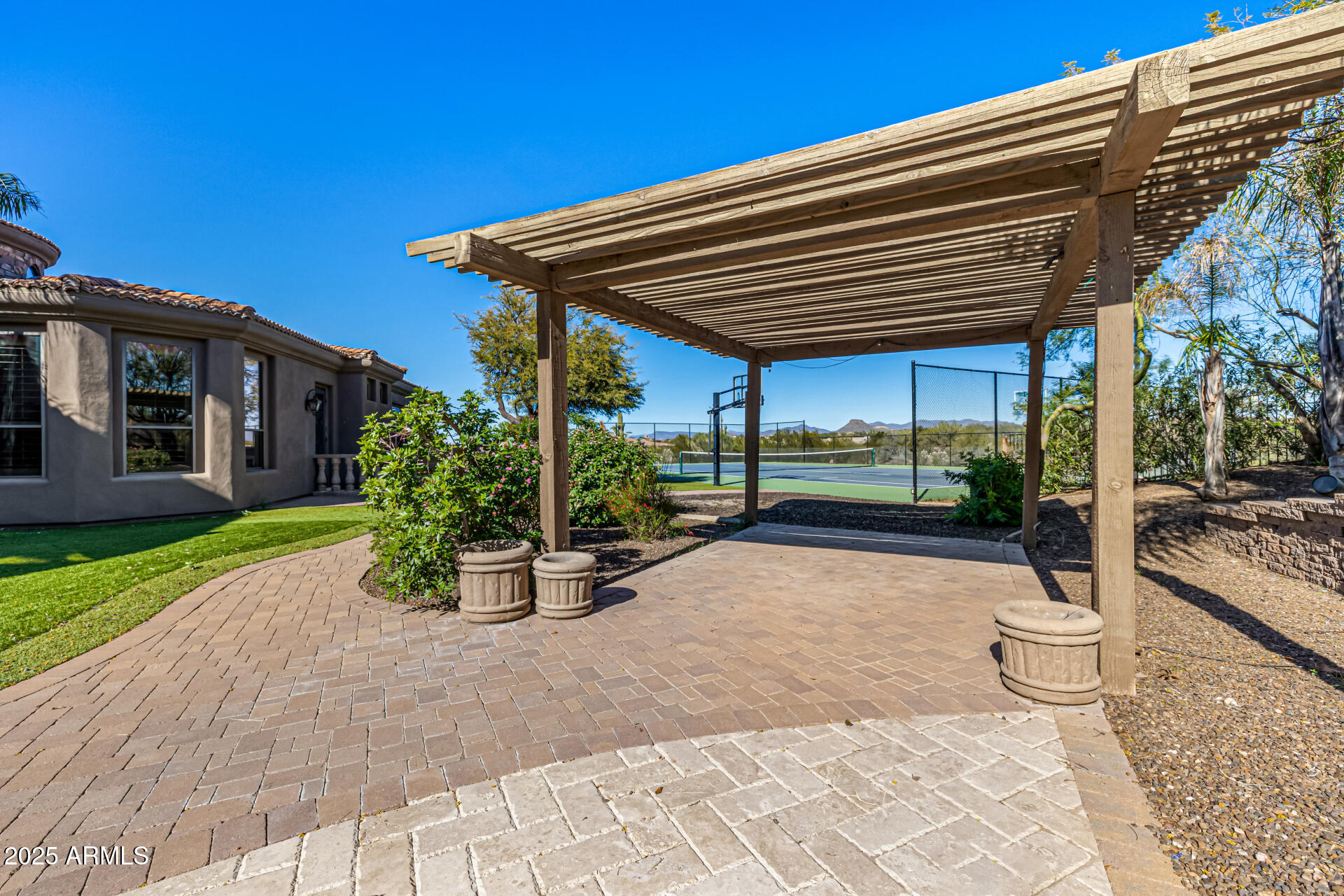 PINNACLE VISTA - Residential