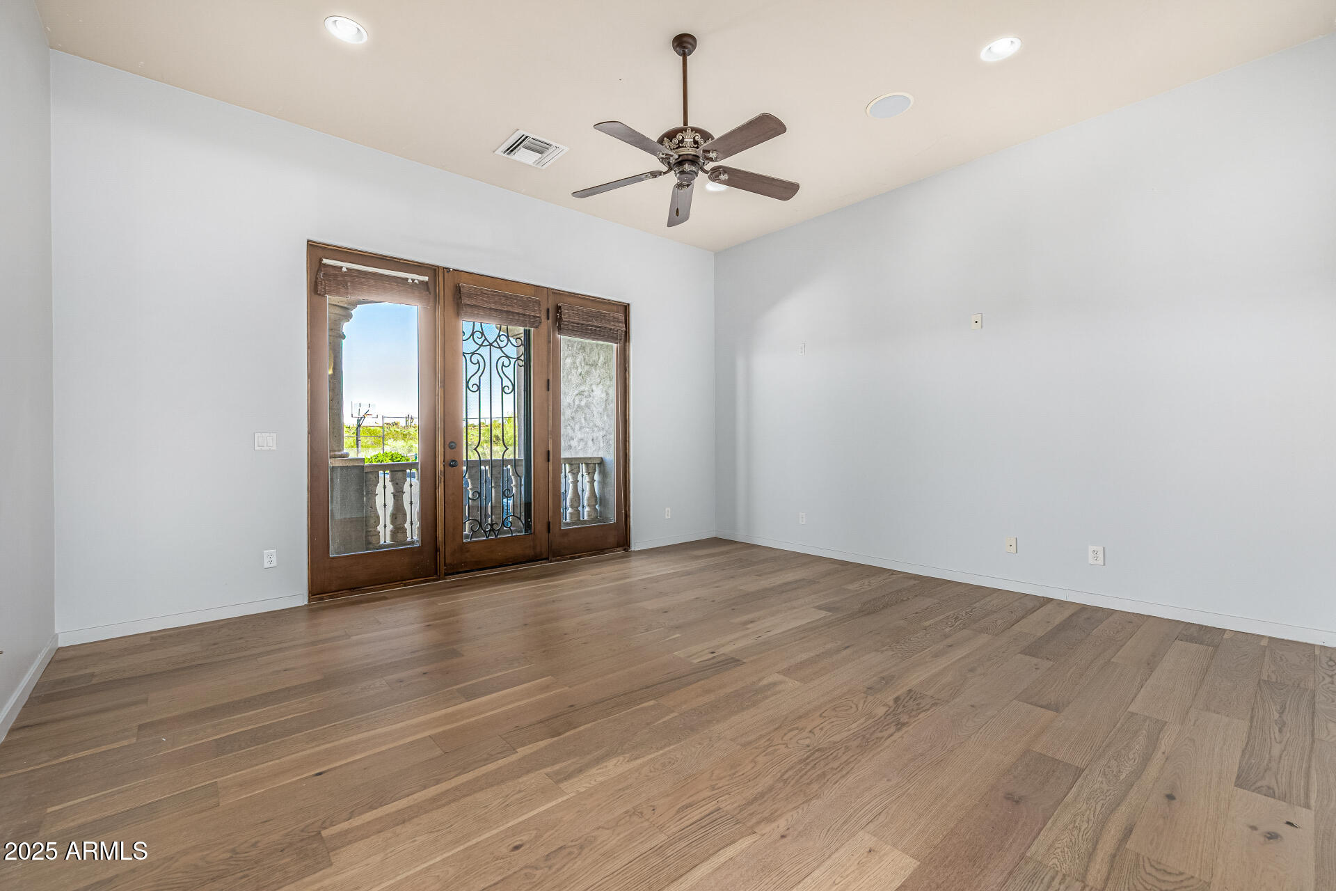 PINNACLE VISTA - Residential