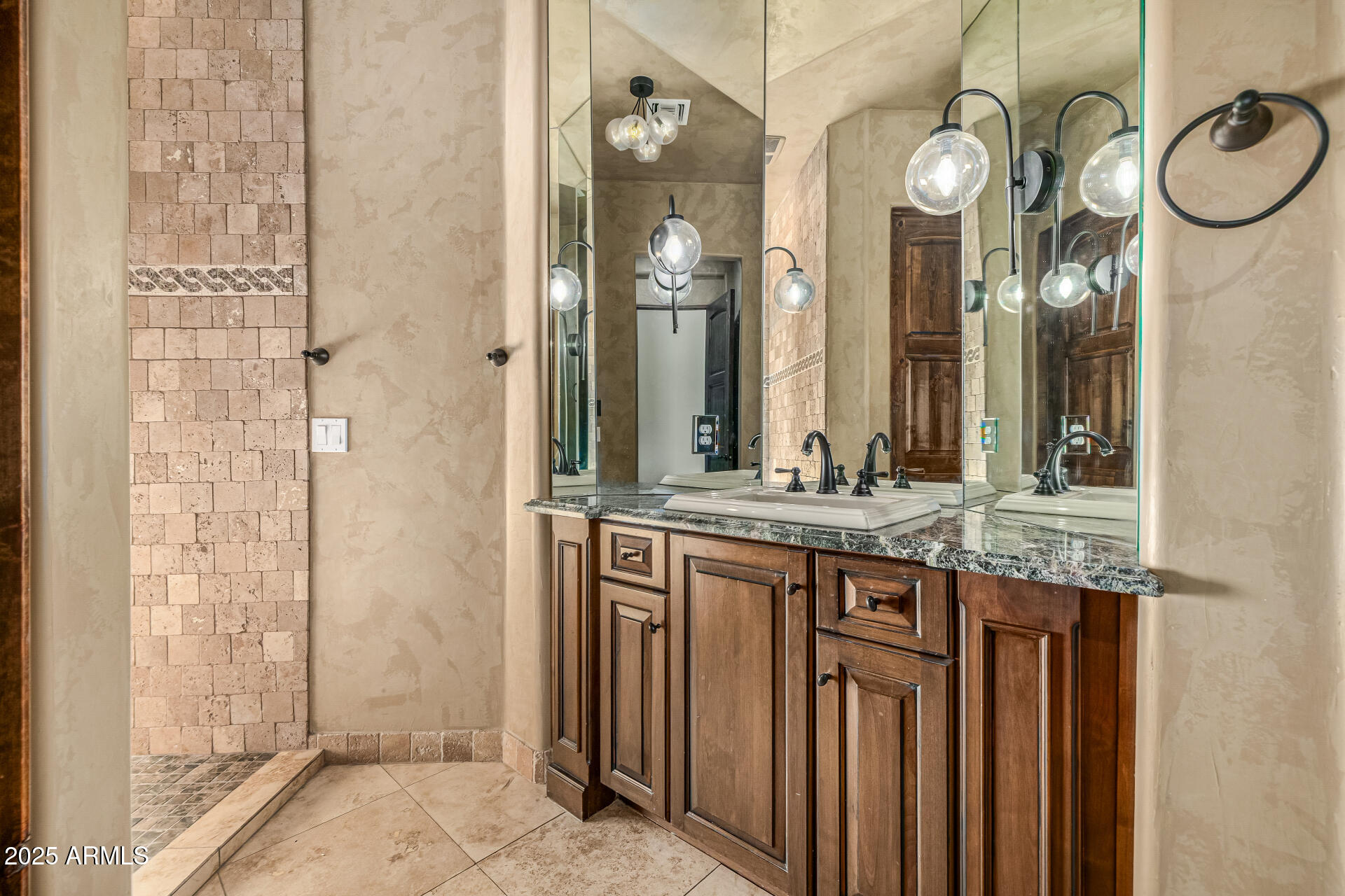 PINNACLE VISTA - Residential