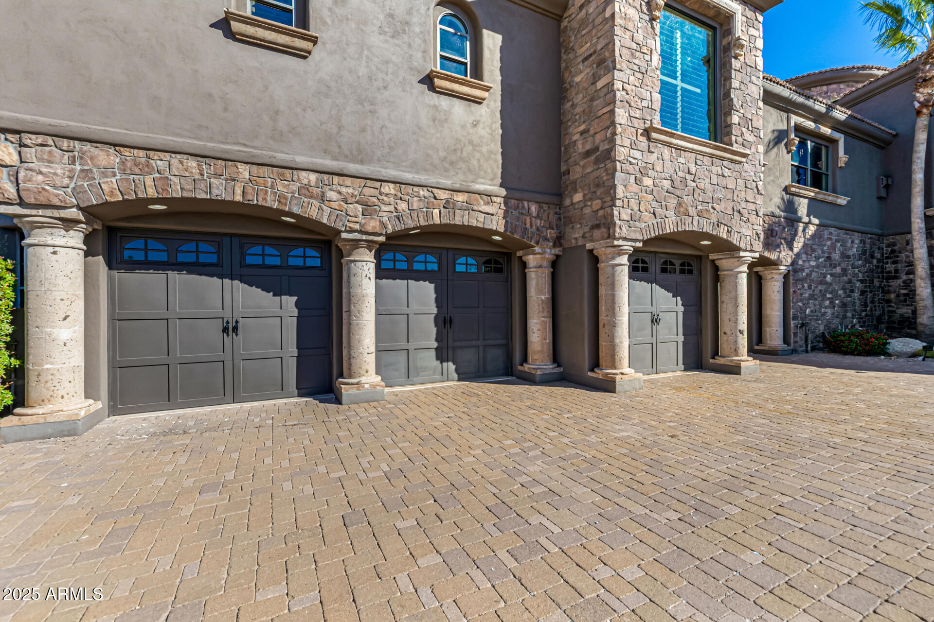 PINNACLE VISTA - Residential
