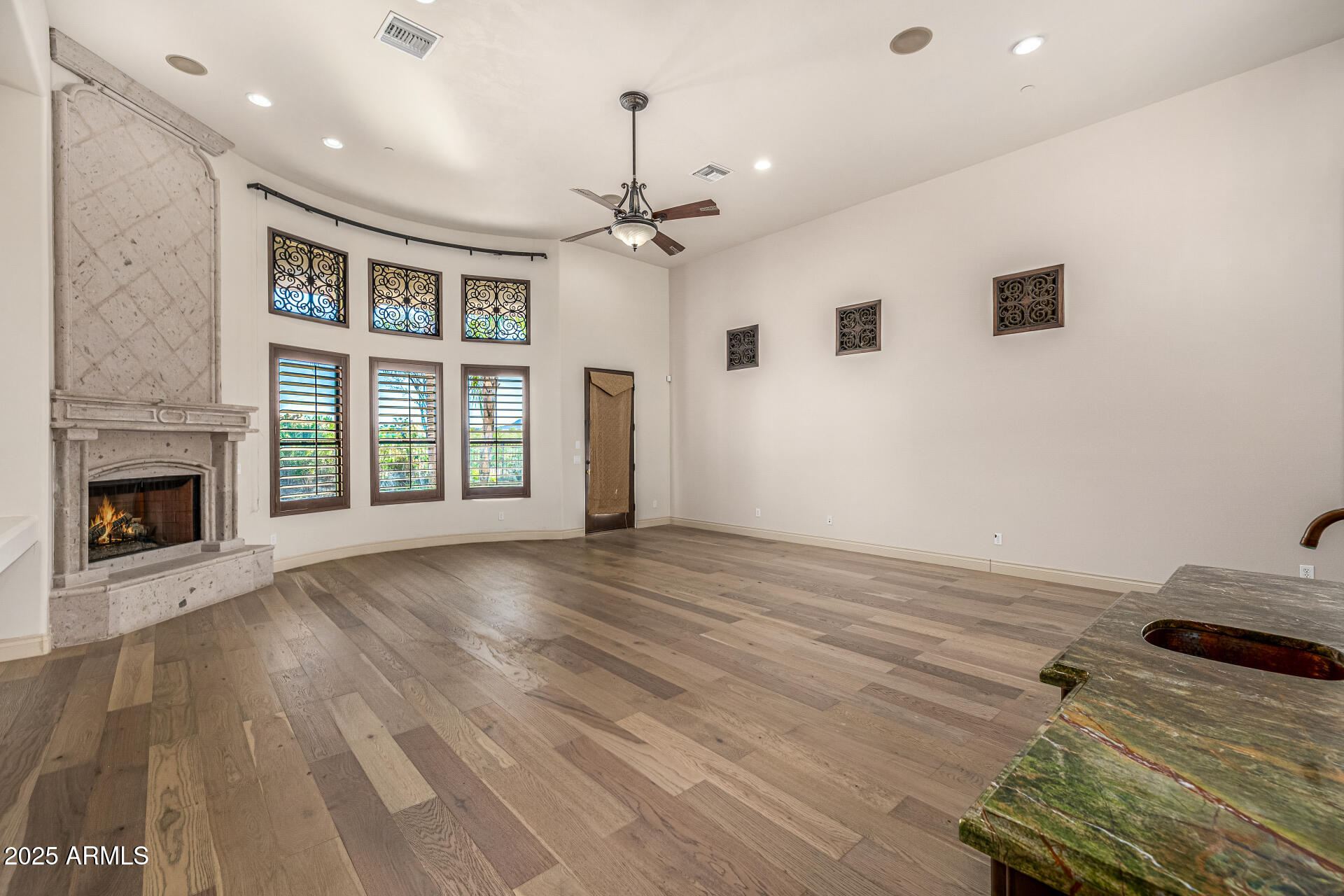 PINNACLE VISTA - Residential