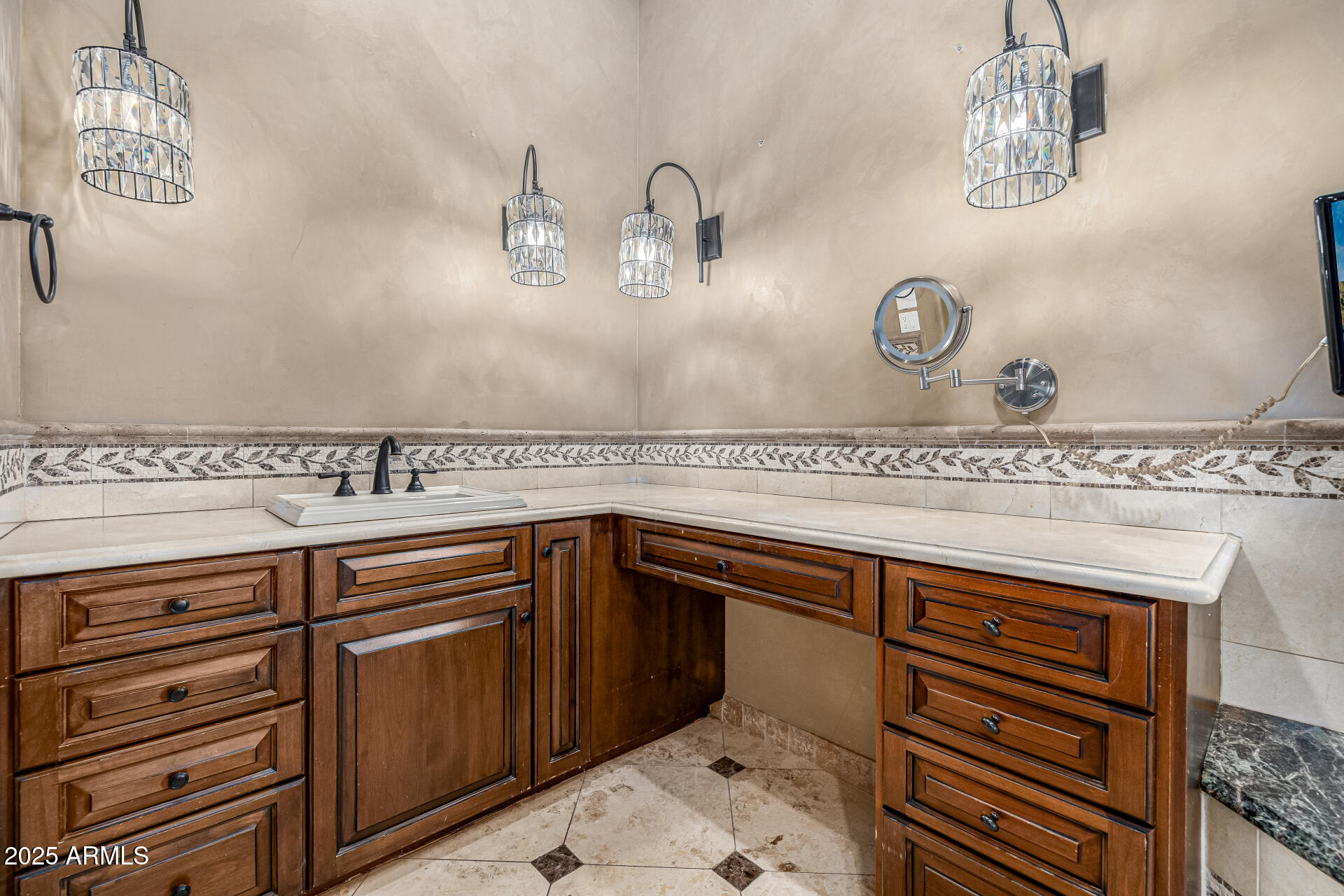 PINNACLE VISTA - Residential