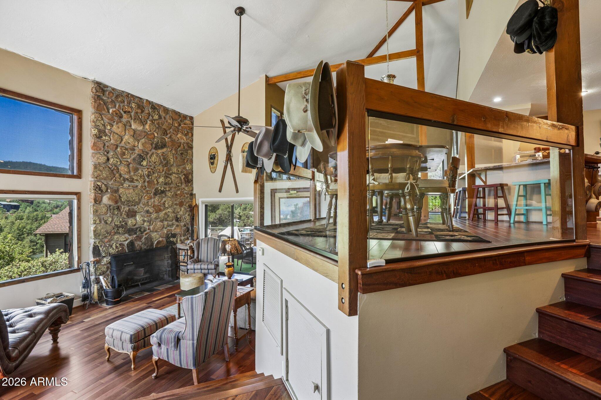 PORTAL PINE CREEK CANYON 2 - Residential