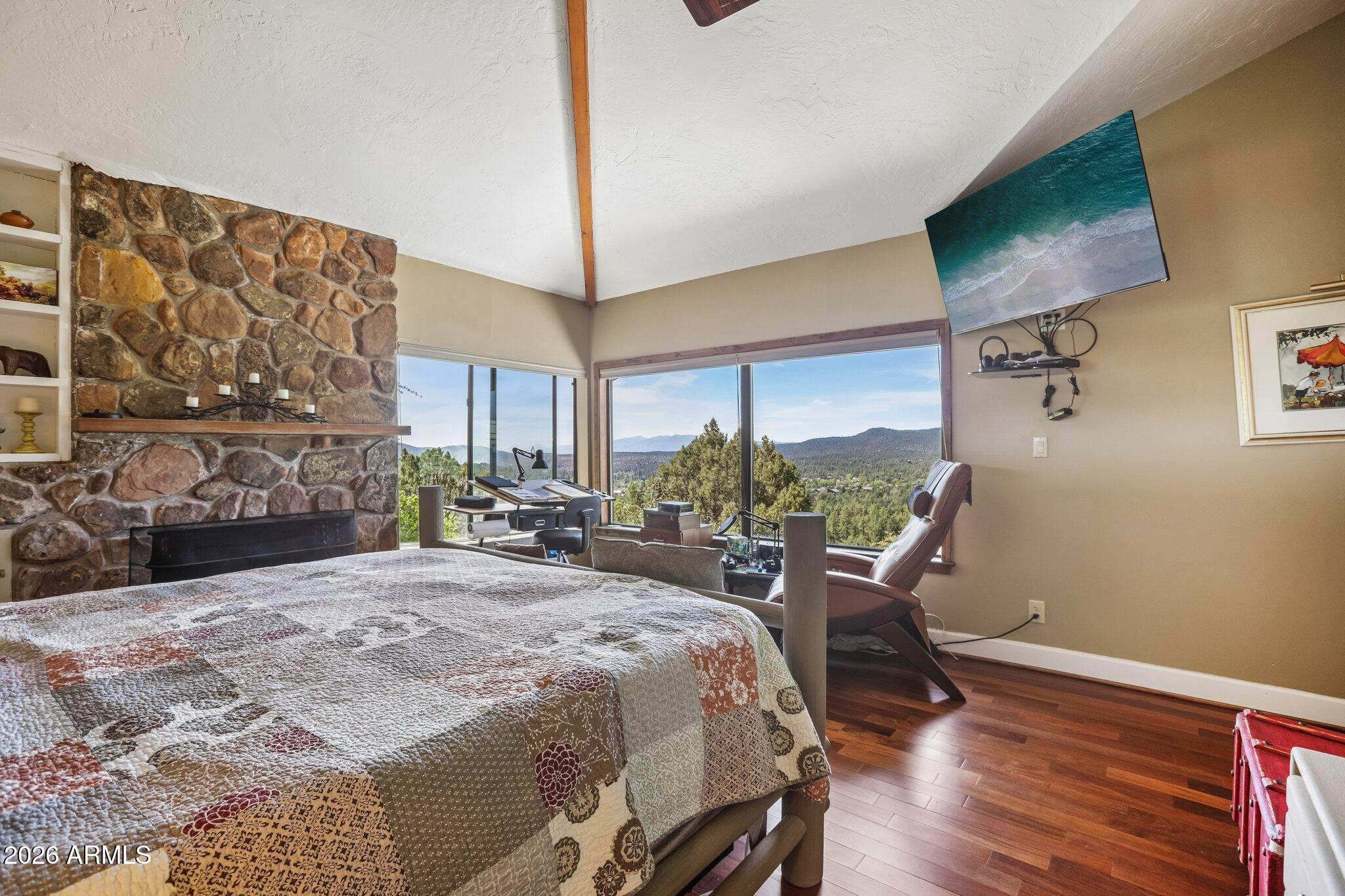 PORTAL PINE CREEK CANYON 2 - Residential