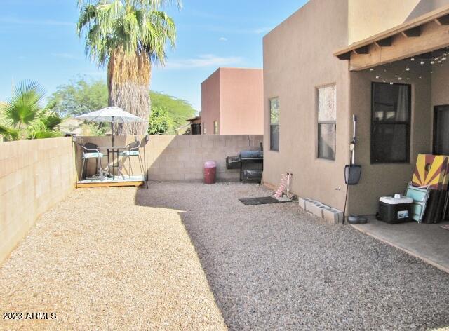 LEGENDS VALIENTE 2 - Residential Lease