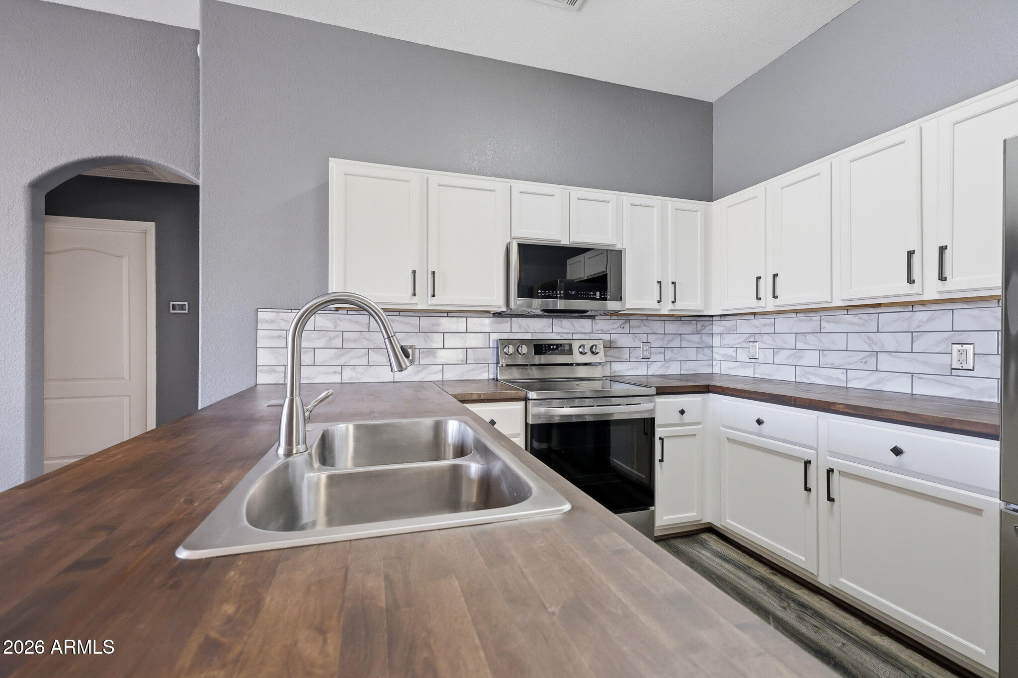 CANYON TRAILS COURTHOMES CONDOMINIUM - Residential