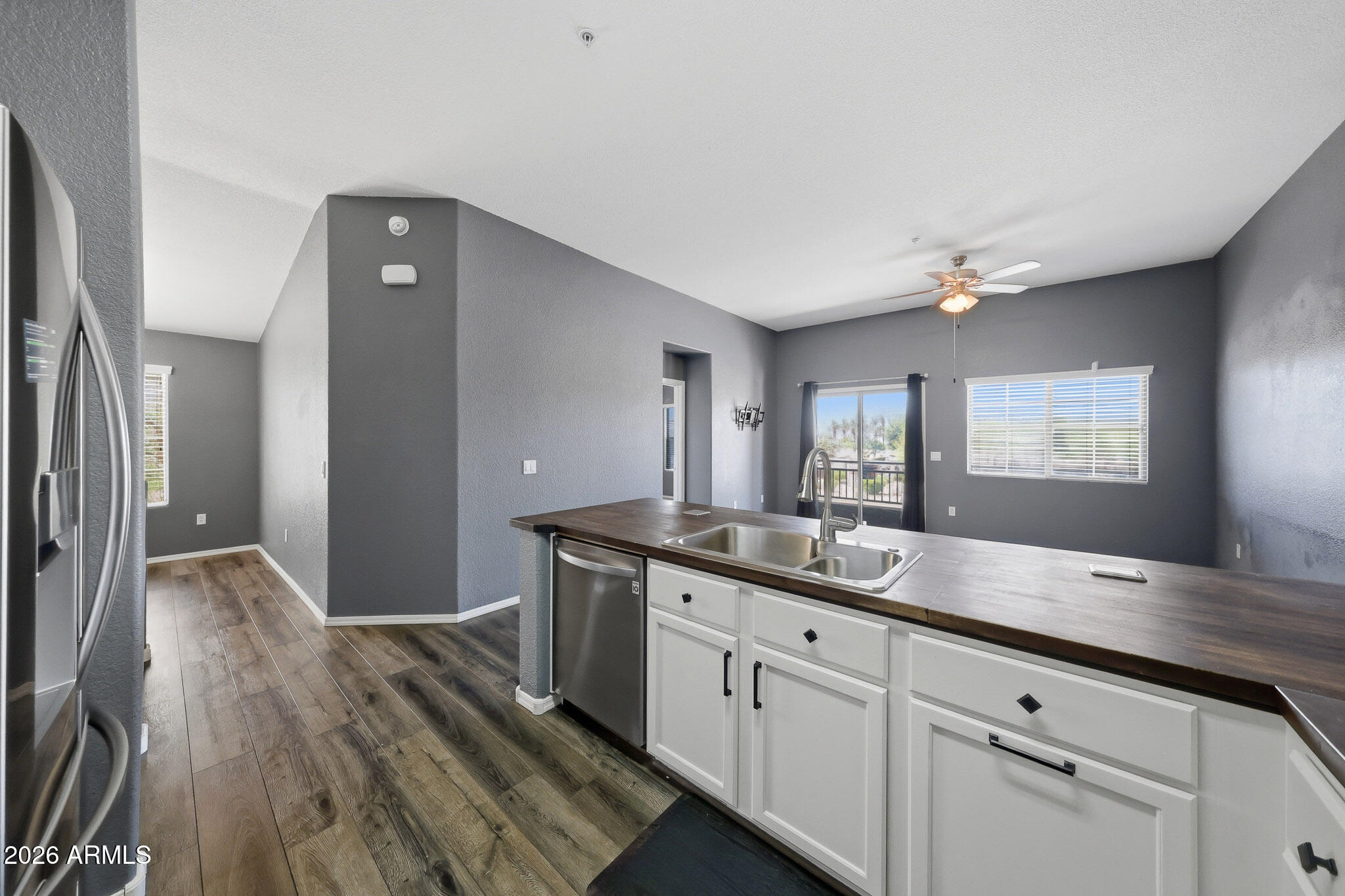 CANYON TRAILS COURTHOMES CONDOMINIUM - Residential